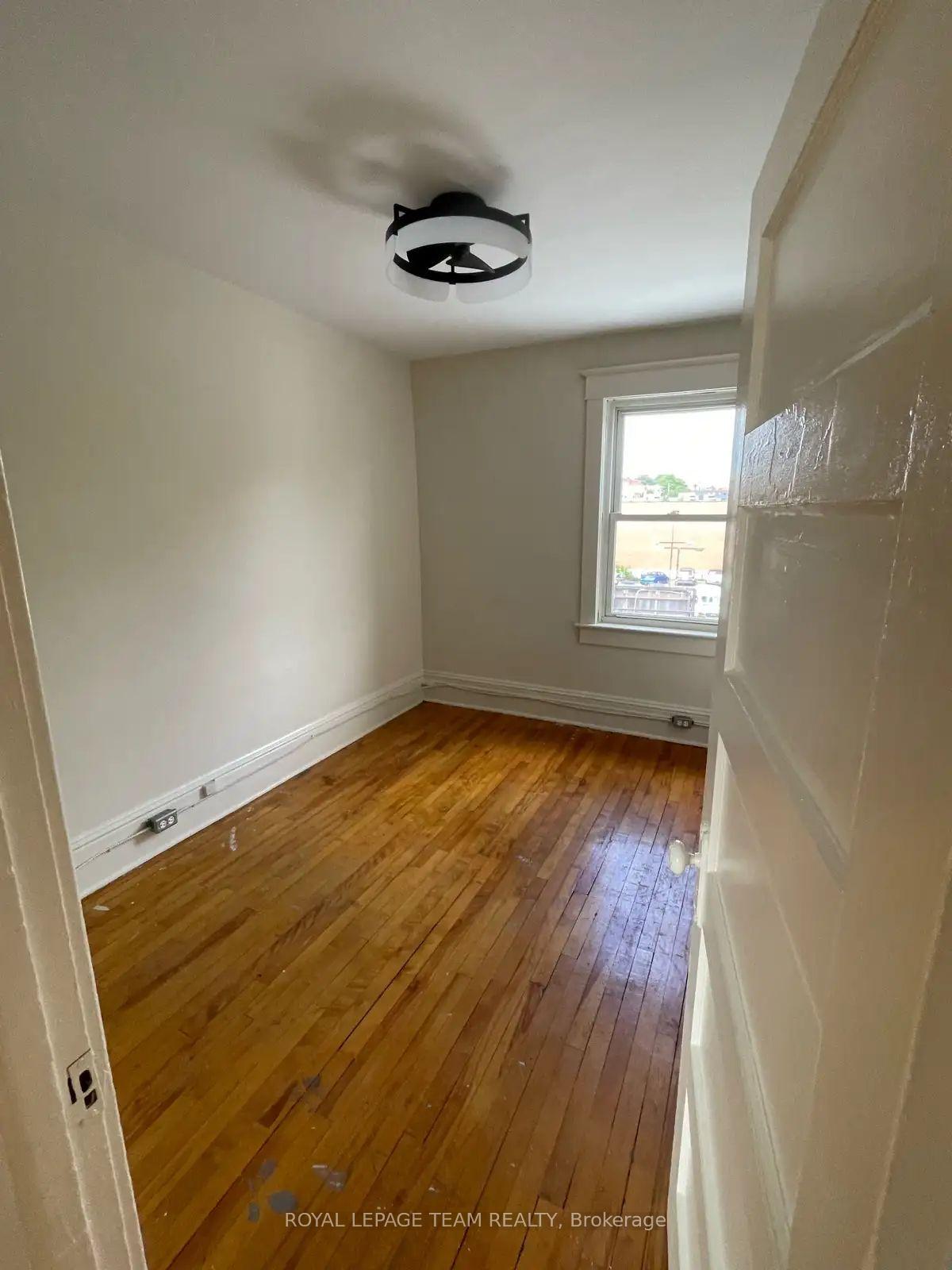 Photo 6 of Unit 3, 47 Cameron Street, Ottawa, Old Ottawa South — HOMEH