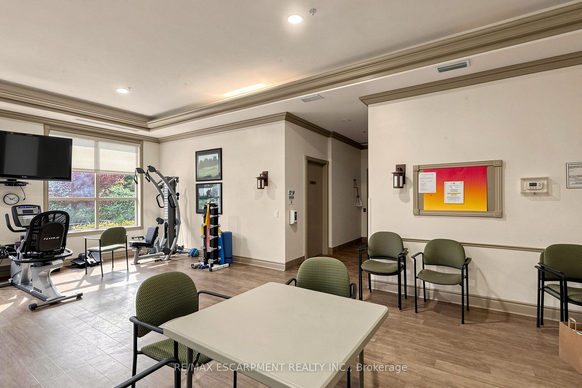 Photo 34 of Unit 2416, 100 Burloak Drive, Burlington, Appleby — HOMEH