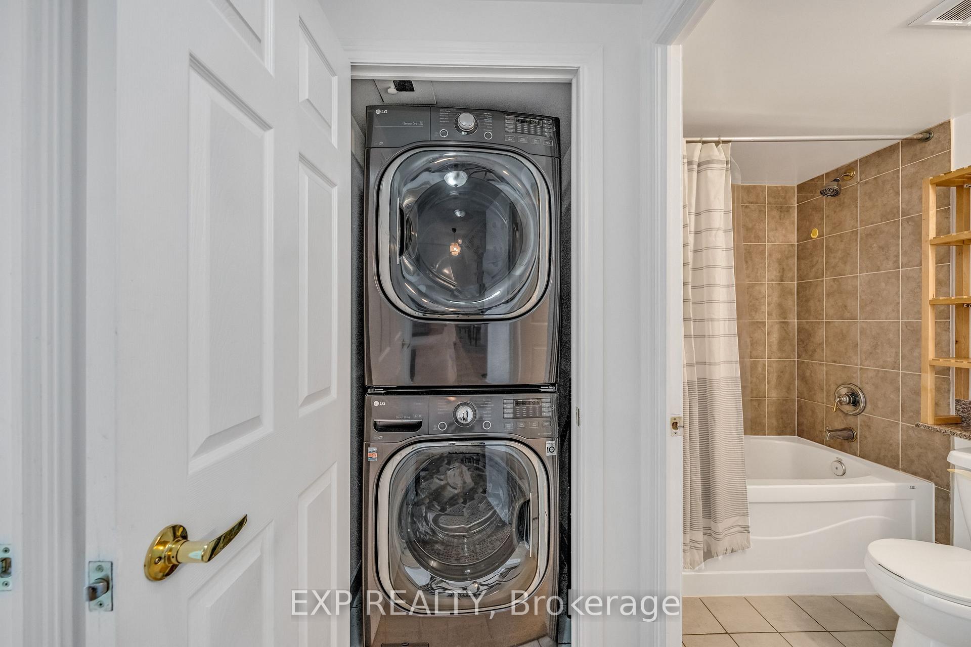 Photo 9 of Unit 709, 5 Michael Power Place, Etobicoke, Islington-City Centre West — HOMEH