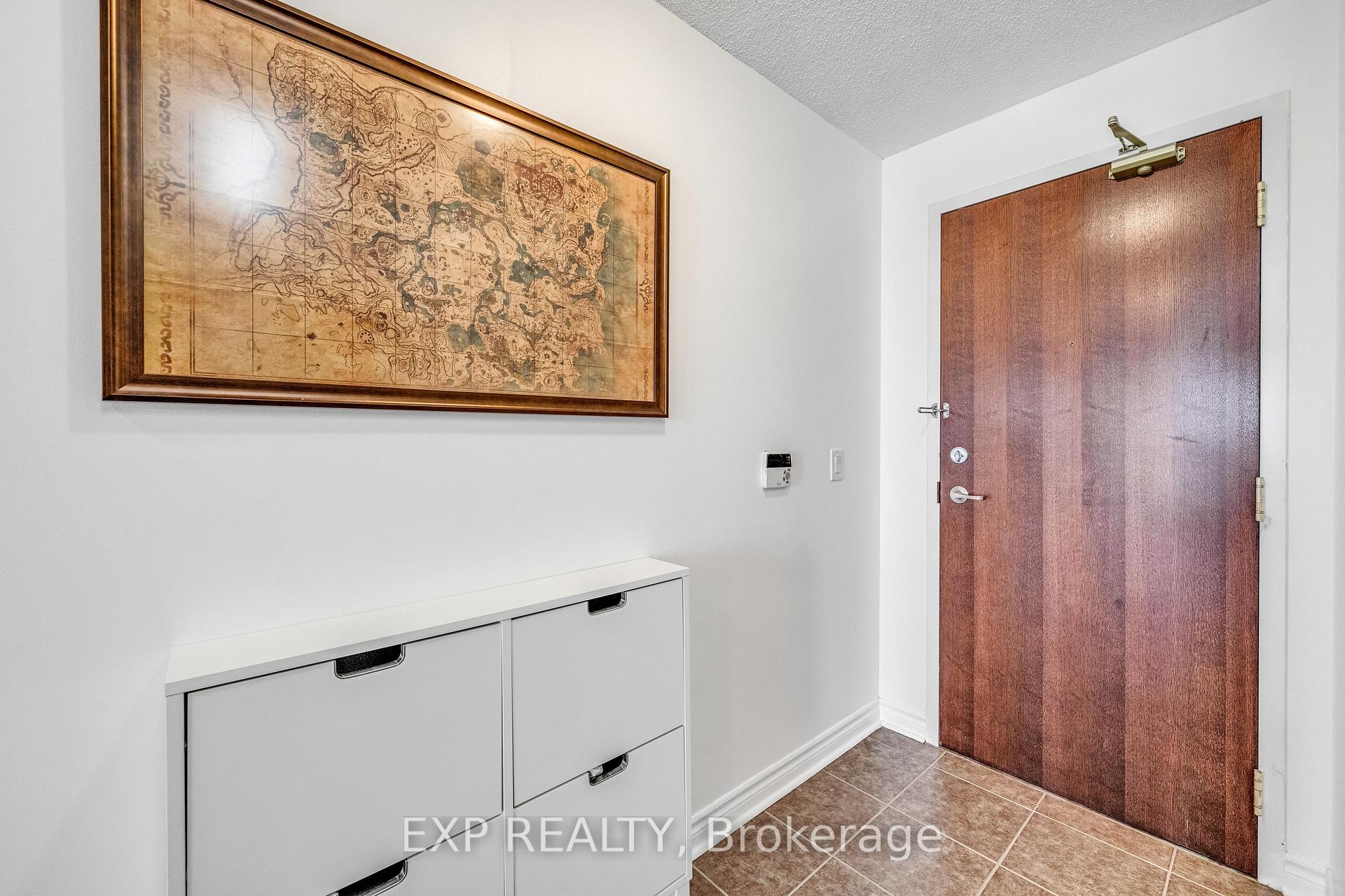 Photo 10 of Unit 709, 5 Michael Power Place, Etobicoke, Islington-City Centre West — HOMEH