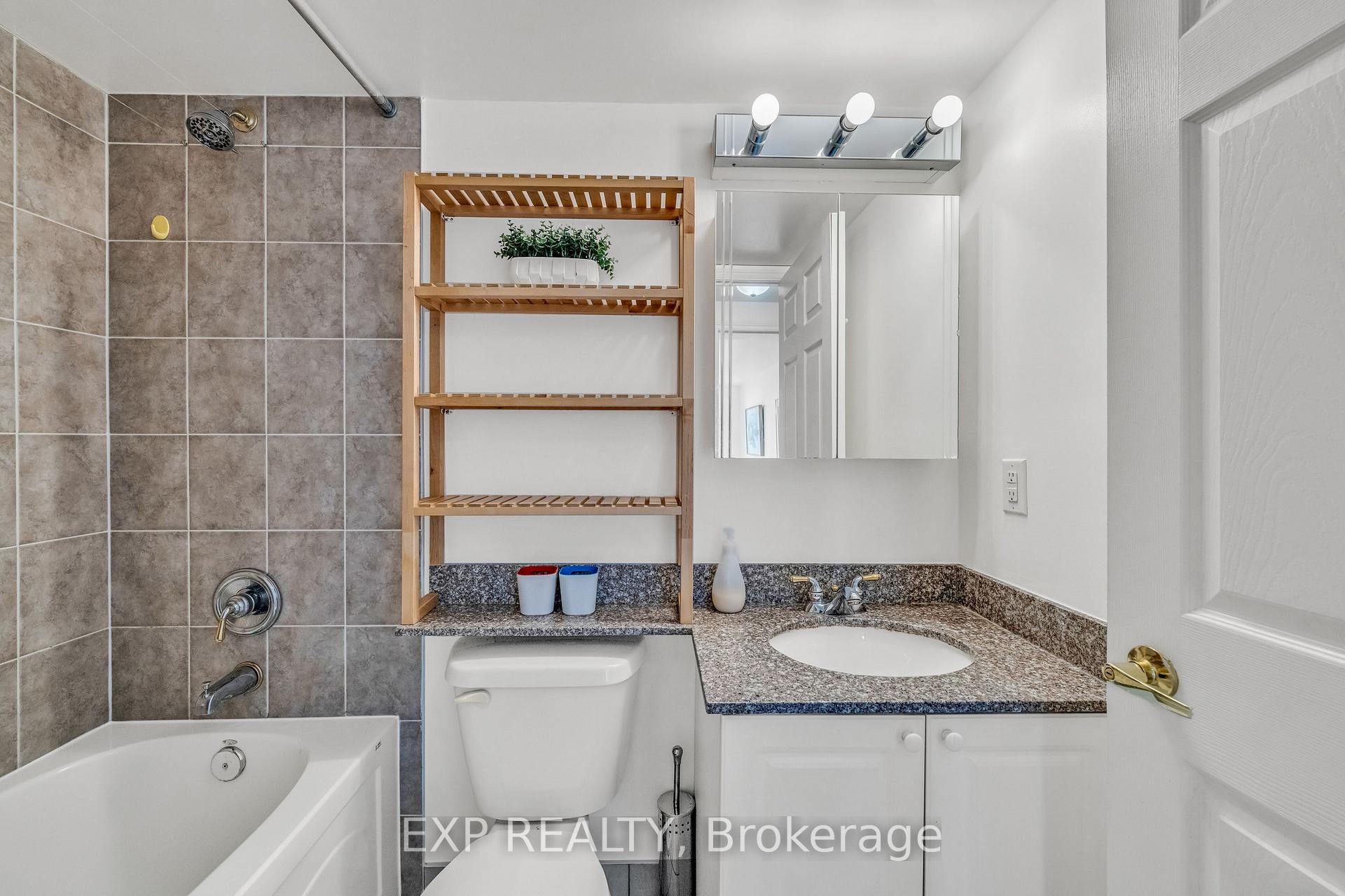 Photo 11 of Unit 709, 5 Michael Power Place, Etobicoke, Islington-City Centre West — HOMEH