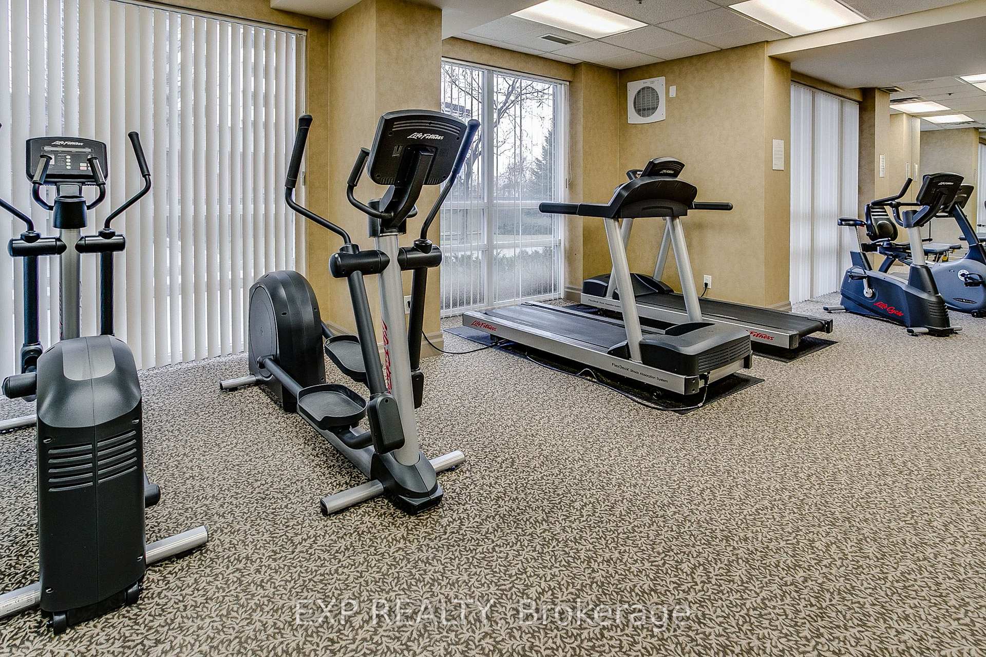 Photo 24 of Unit 709, 5 Michael Power Place, Etobicoke, Islington-City Centre West — HOMEH