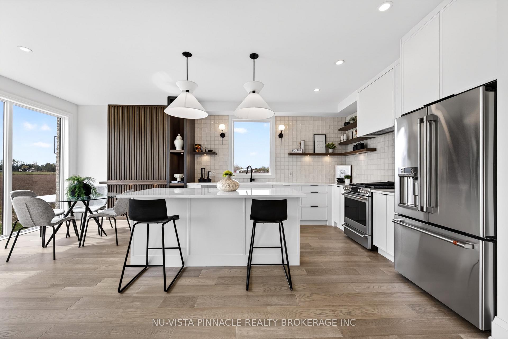 Photo 12 of 6517 Heathwoods Avenue, London, South V — HOMEH