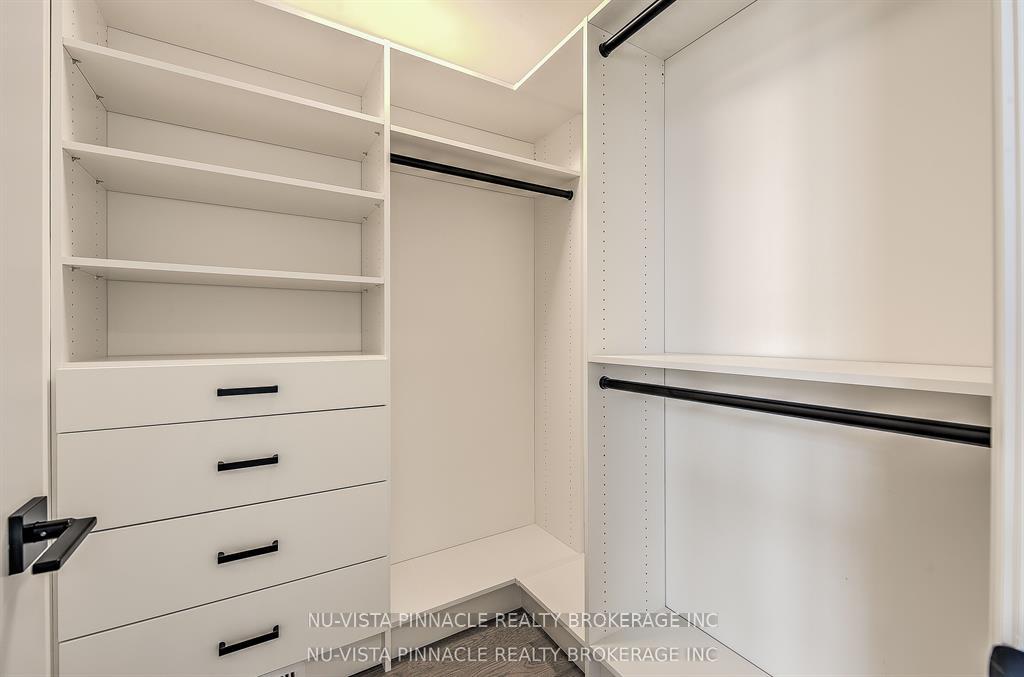 Photo 24 of 6517 Heathwoods Avenue, London, South V — HOMEH