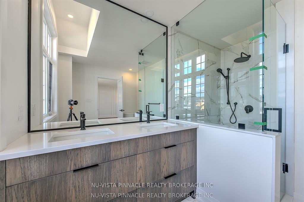Photo 25 of 6517 Heathwoods Avenue, London, South V — HOMEH