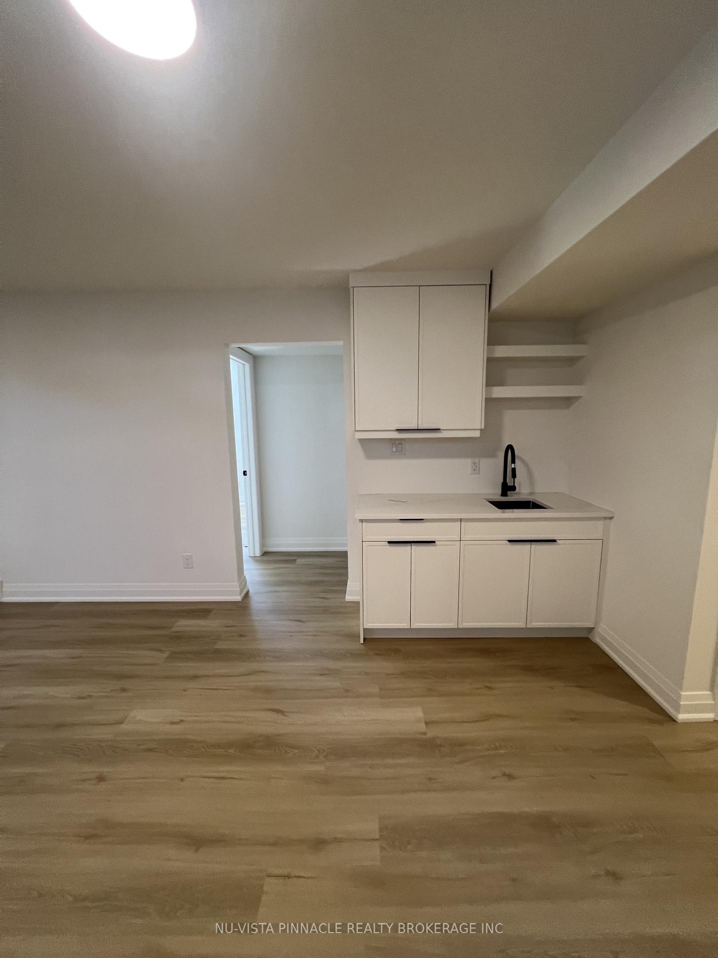 Photo 37 of 6517 Heathwoods Avenue, London, South V — HOMEH