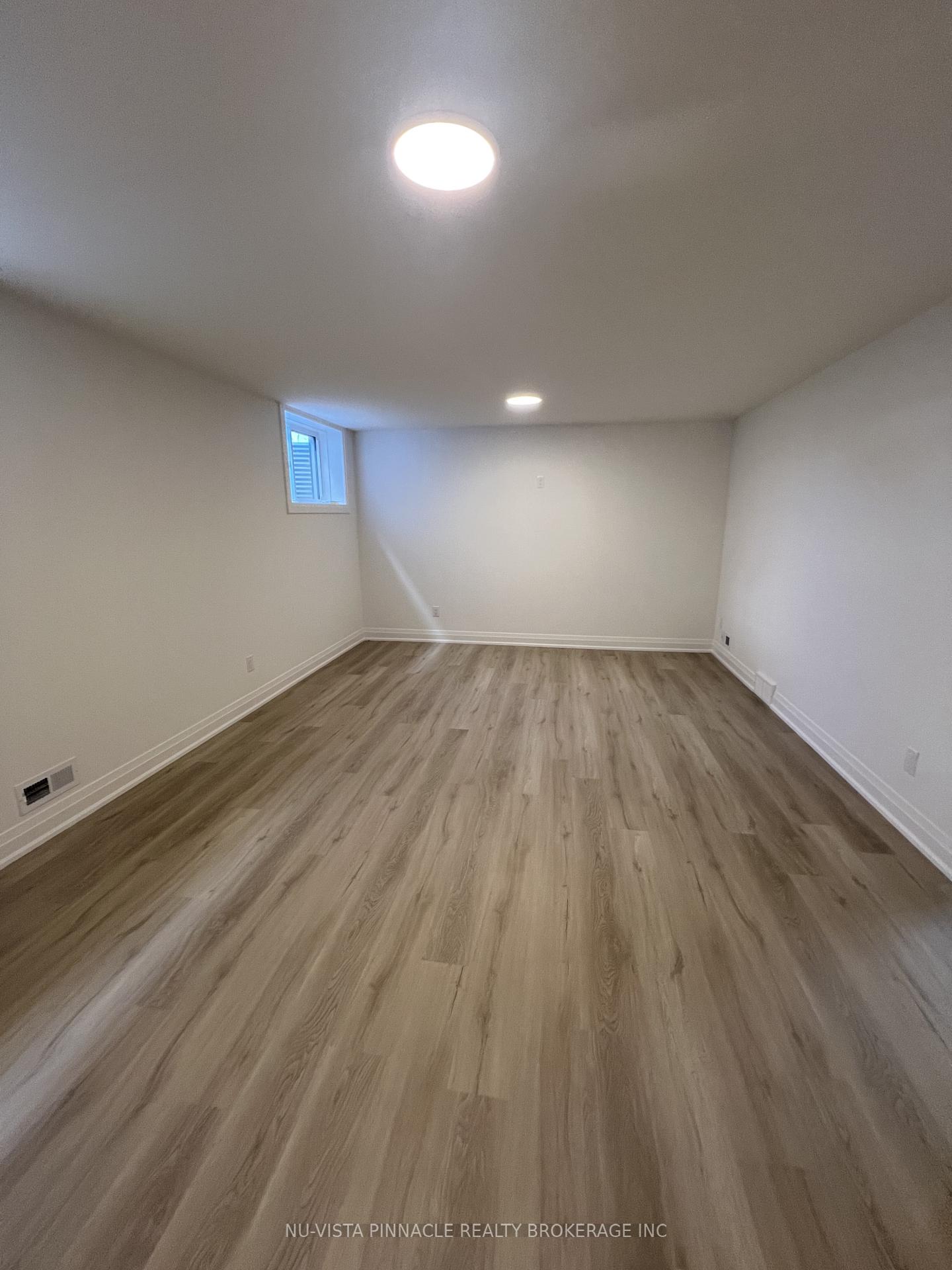 Photo 39 of 6517 Heathwoods Avenue, London, South V — HOMEH