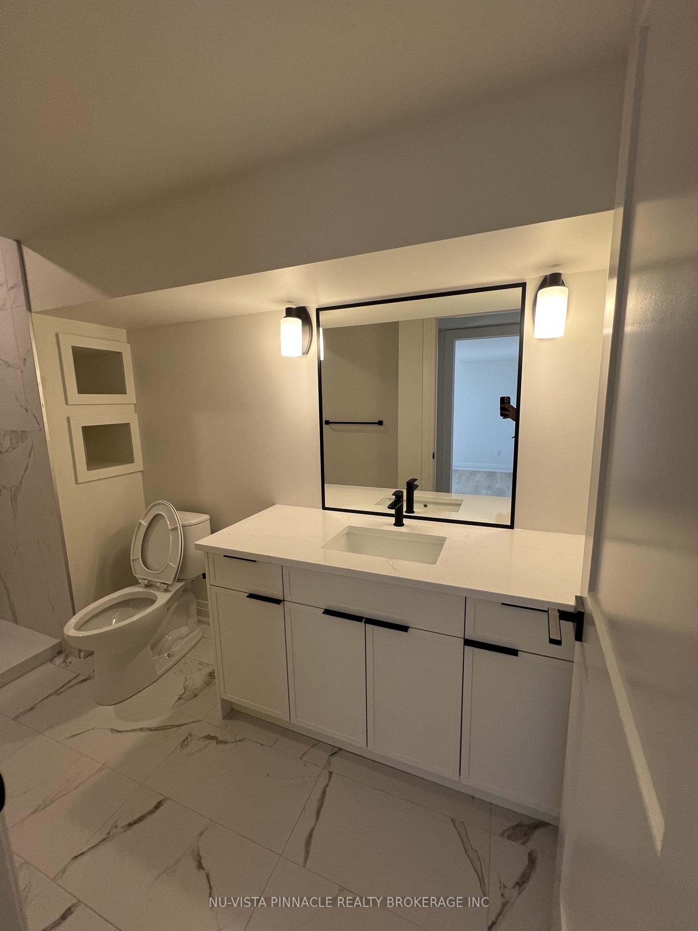 Photo 43 of 6517 Heathwoods Avenue, London, South V — HOMEH