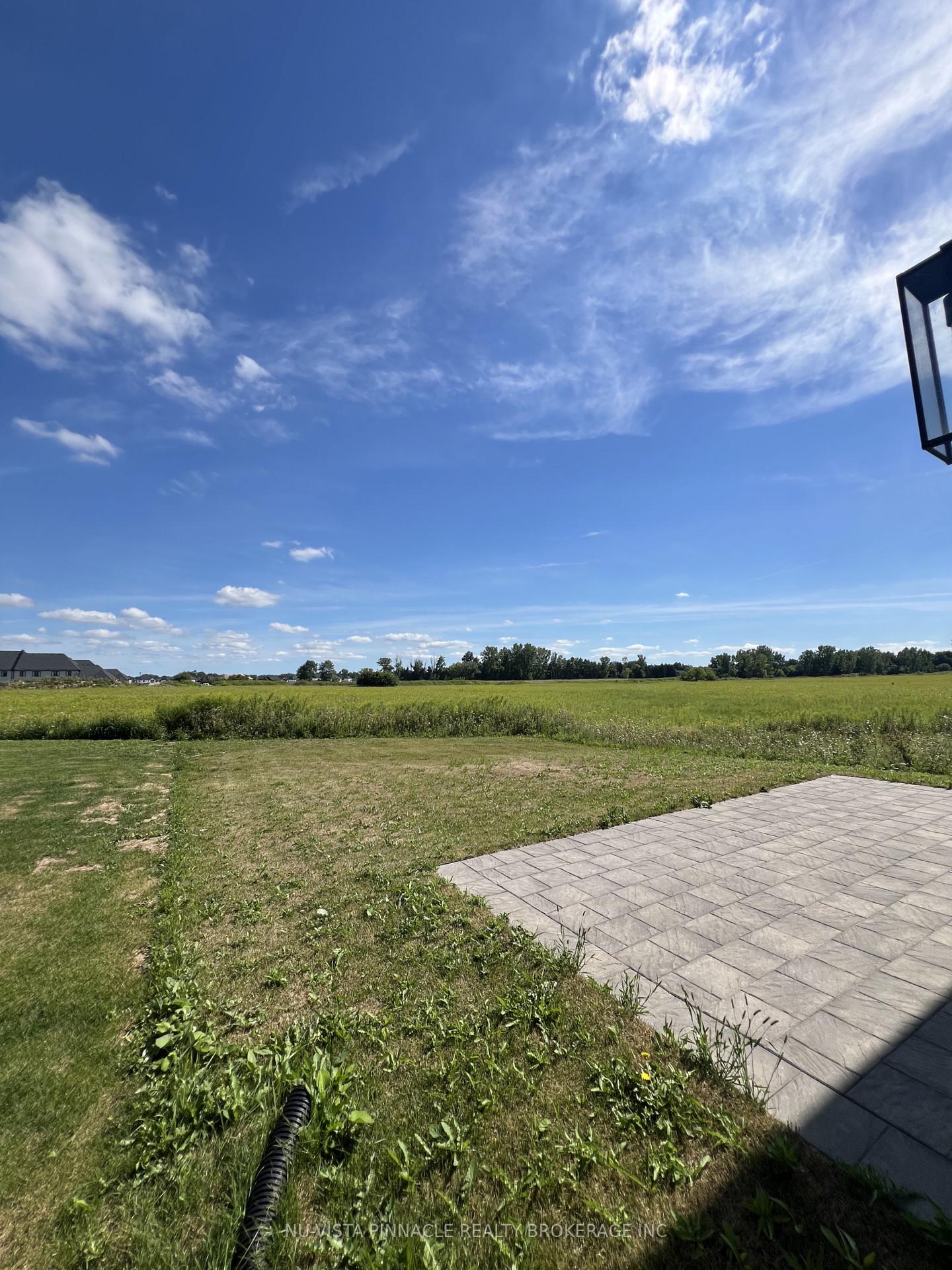 Photo 44 of 6517 Heathwoods Avenue, London, South V — HOMEH