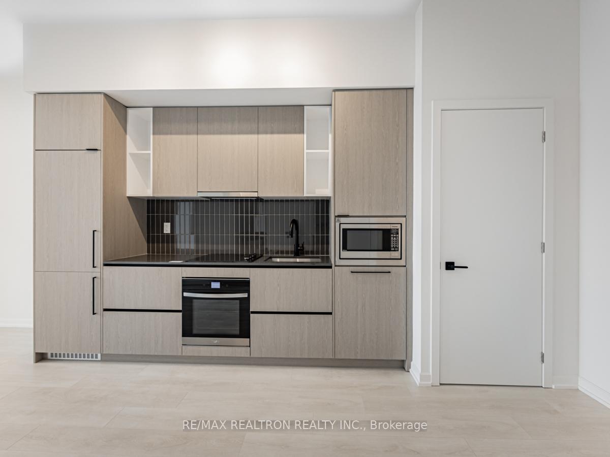 Photo 5 of Unit 902B, 1285 Dupont Avenue, Toronto, Dovercourt-Wallace Emerson-Junction — HOMEH