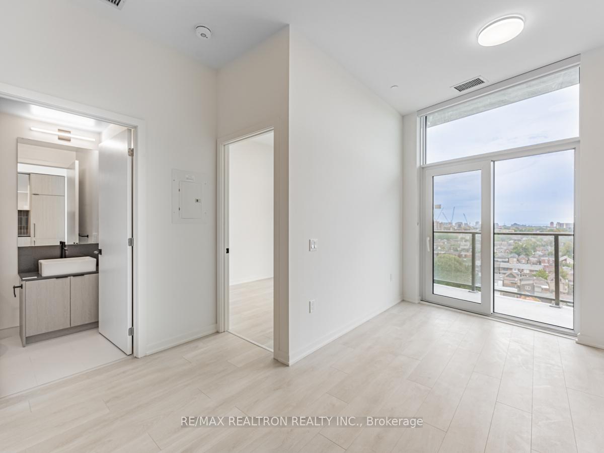 Photo 12 of Unit 902B, 1285 Dupont Avenue, Toronto, Dovercourt-Wallace Emerson-Junction — HOMEH