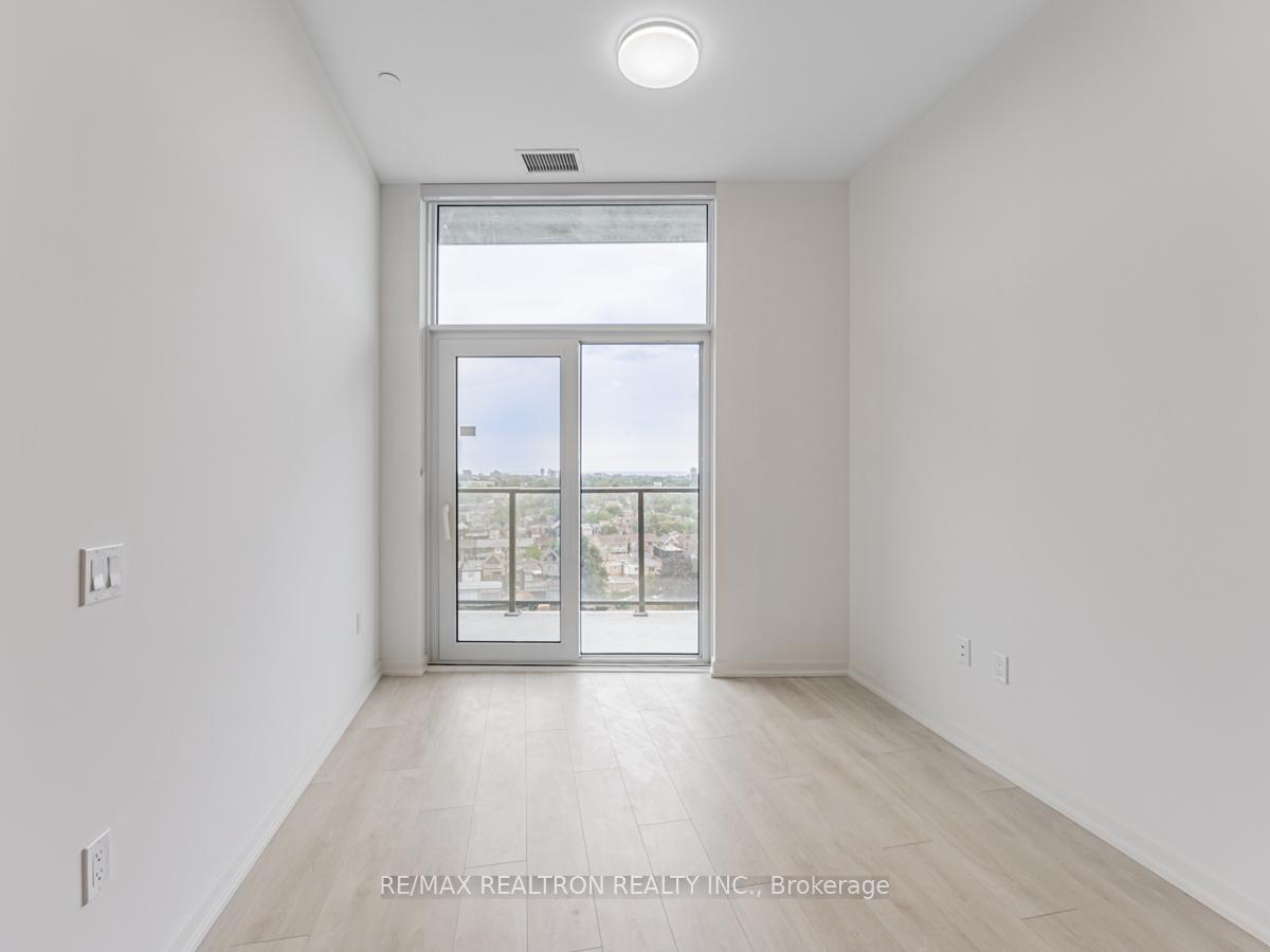 Photo 13 of Unit 902B, 1285 Dupont Avenue, Toronto, Dovercourt-Wallace Emerson-Junction — HOMEH