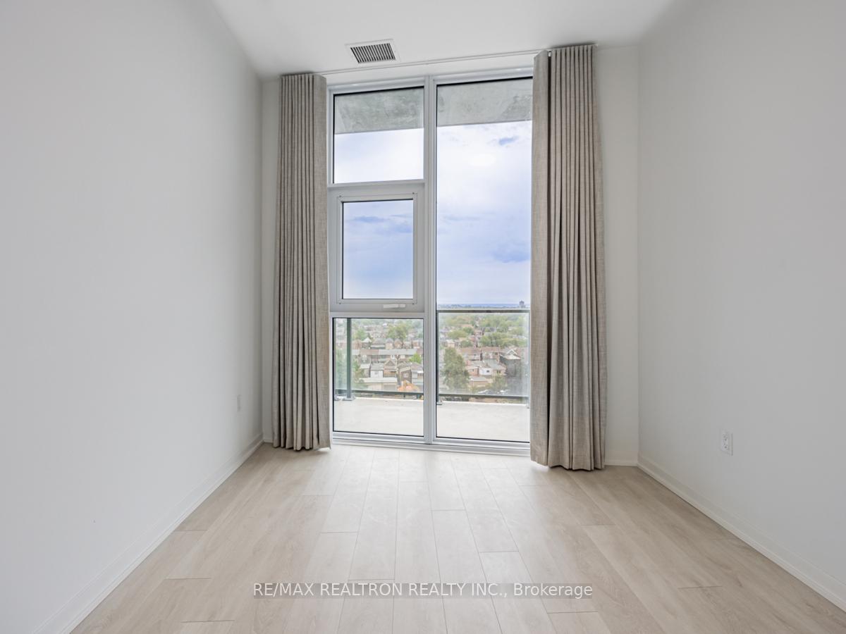Photo 16 of Unit 902B, 1285 Dupont Avenue, Toronto, Dovercourt-Wallace Emerson-Junction — HOMEH