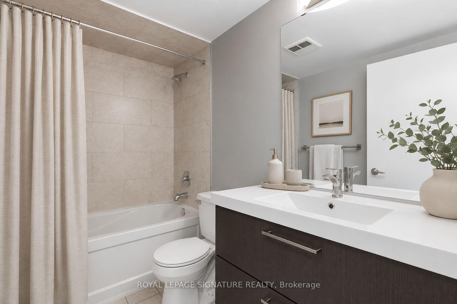 Photo 9 of Unit 813, 92 King Street E, Toronto, Church-Yonge Corridor — HOMEH