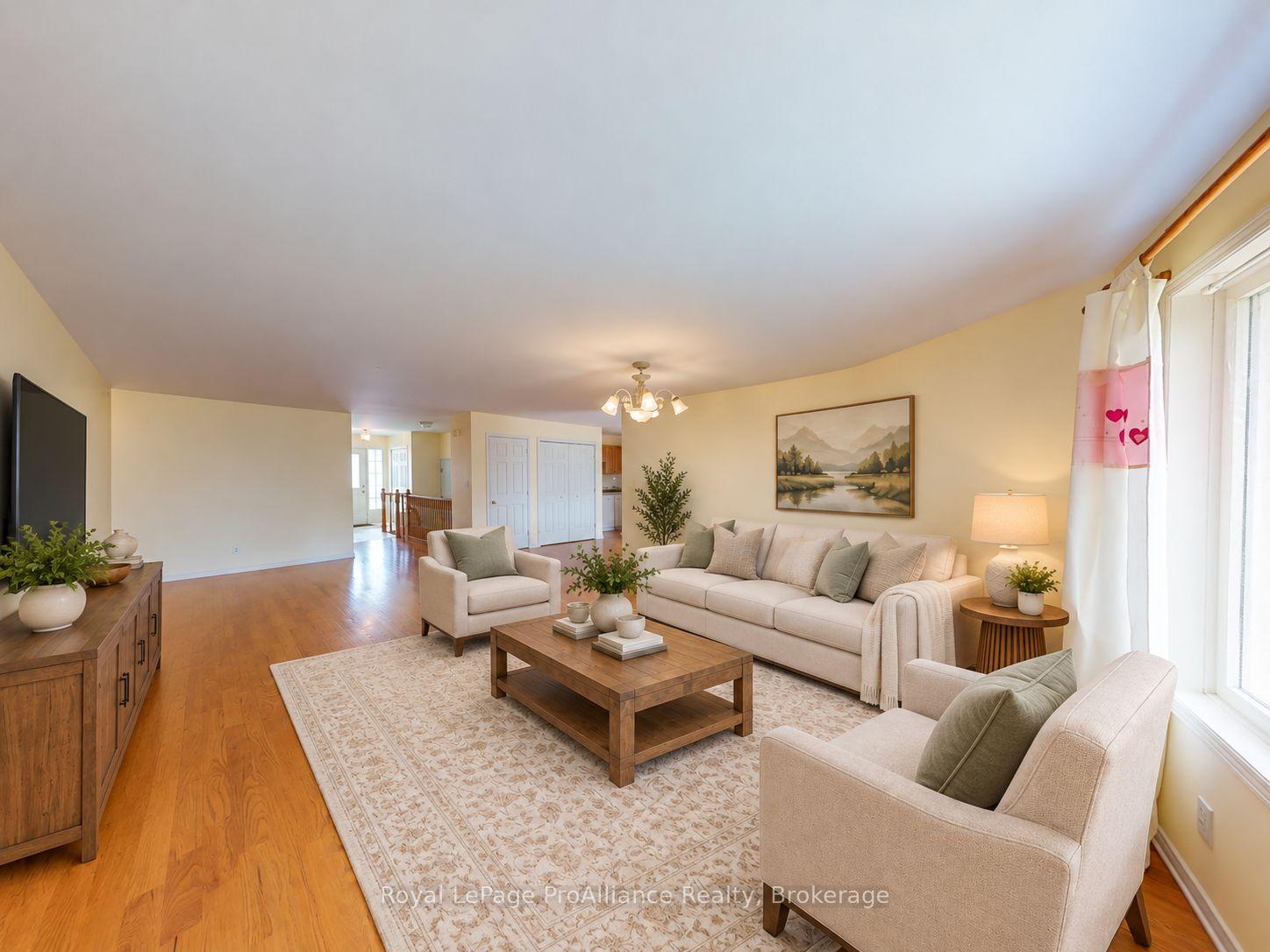 Photo 4 of 17 Sumac Terrace, Belleville, Belleville Ward — HOMEH