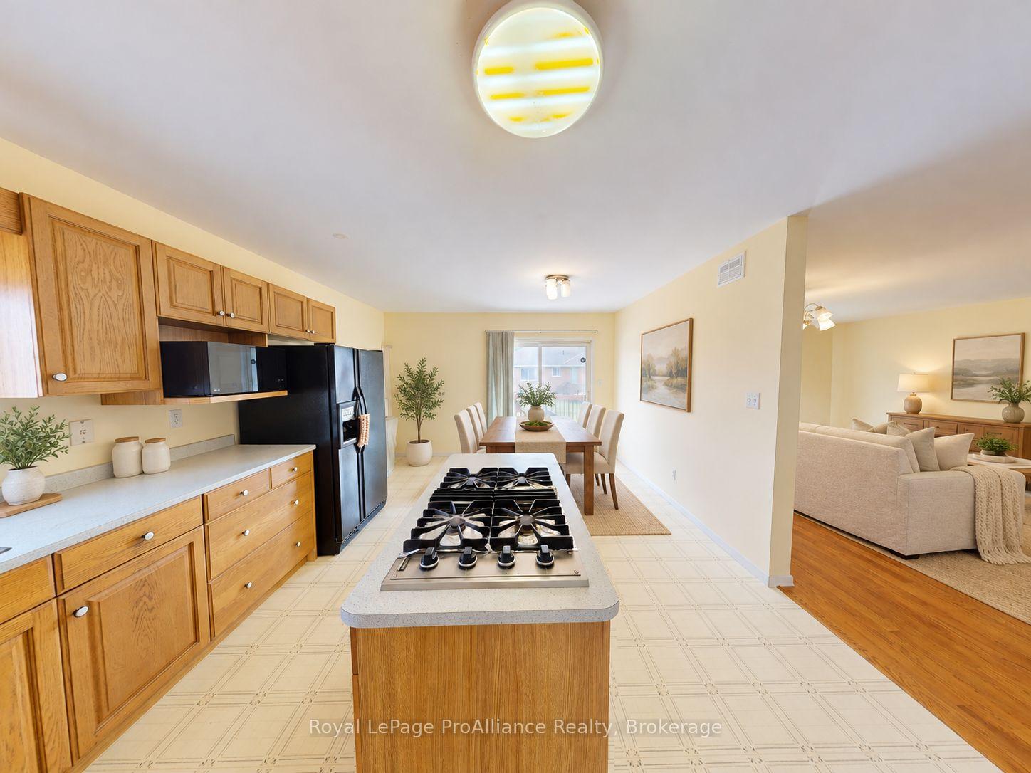 Photo 7 of 17 Sumac Terrace, Belleville, Belleville Ward — HOMEH