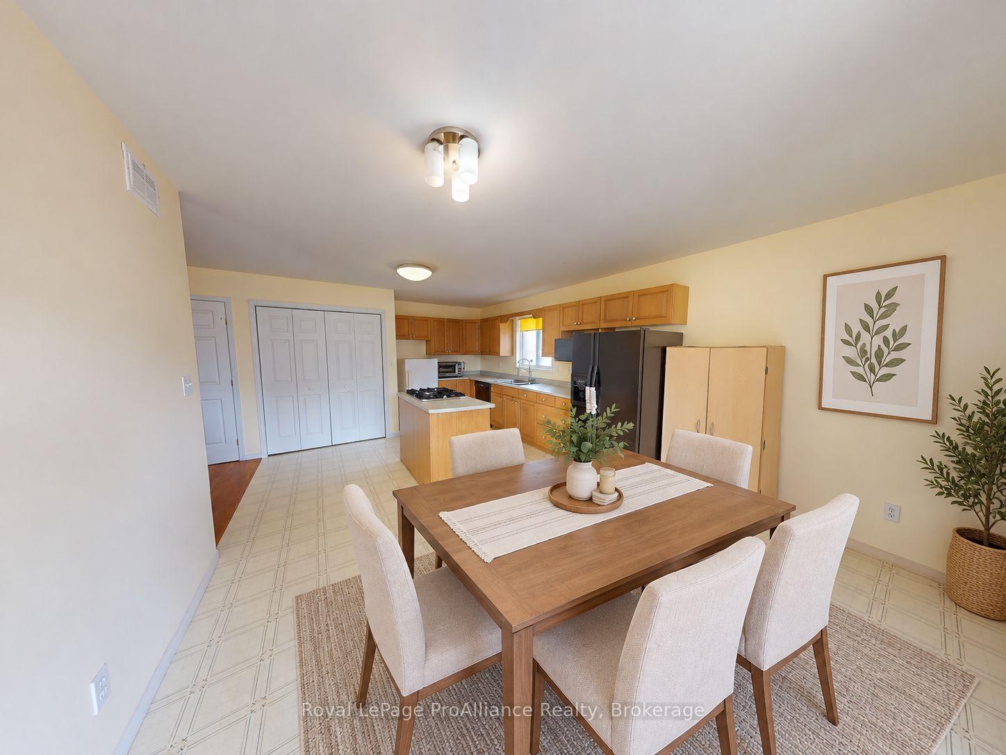 Photo 8 of 17 Sumac Terrace, Belleville, Belleville Ward — HOMEH