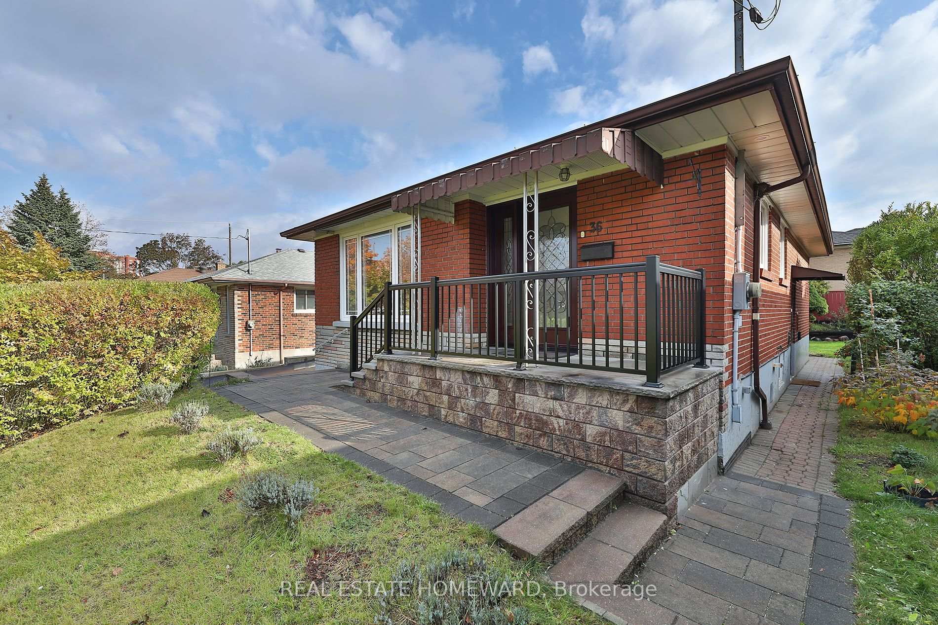Photo of Unit Upper, 36 Kim Court