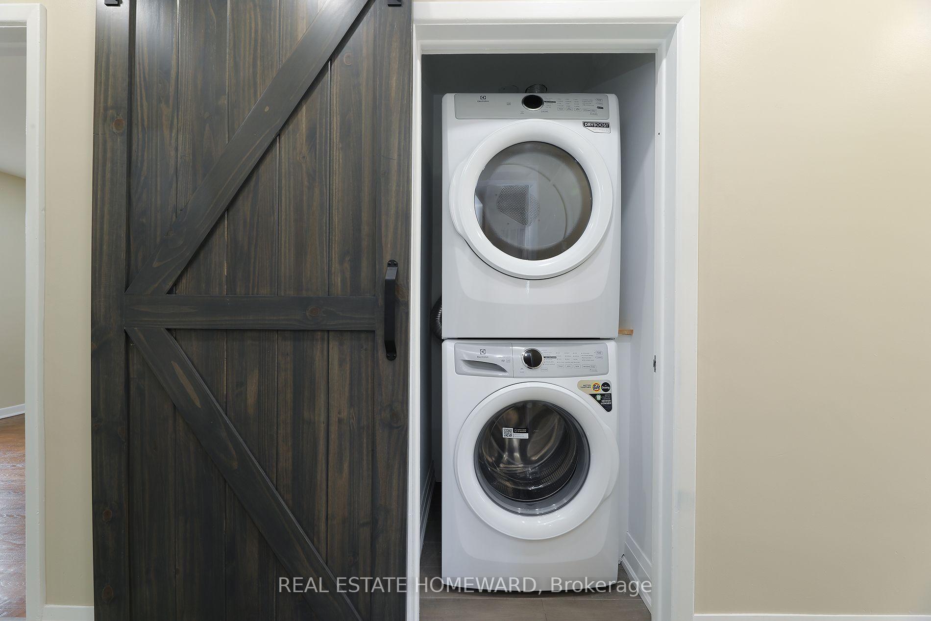 Photo 16 of Unit Upper, 36 Kim Court, Scarborough, Kennedy Park — HOMEH