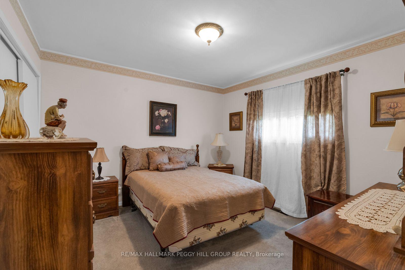 Photo 7 of 208 Garson Street, Barrie, Painswick North — HOMEH