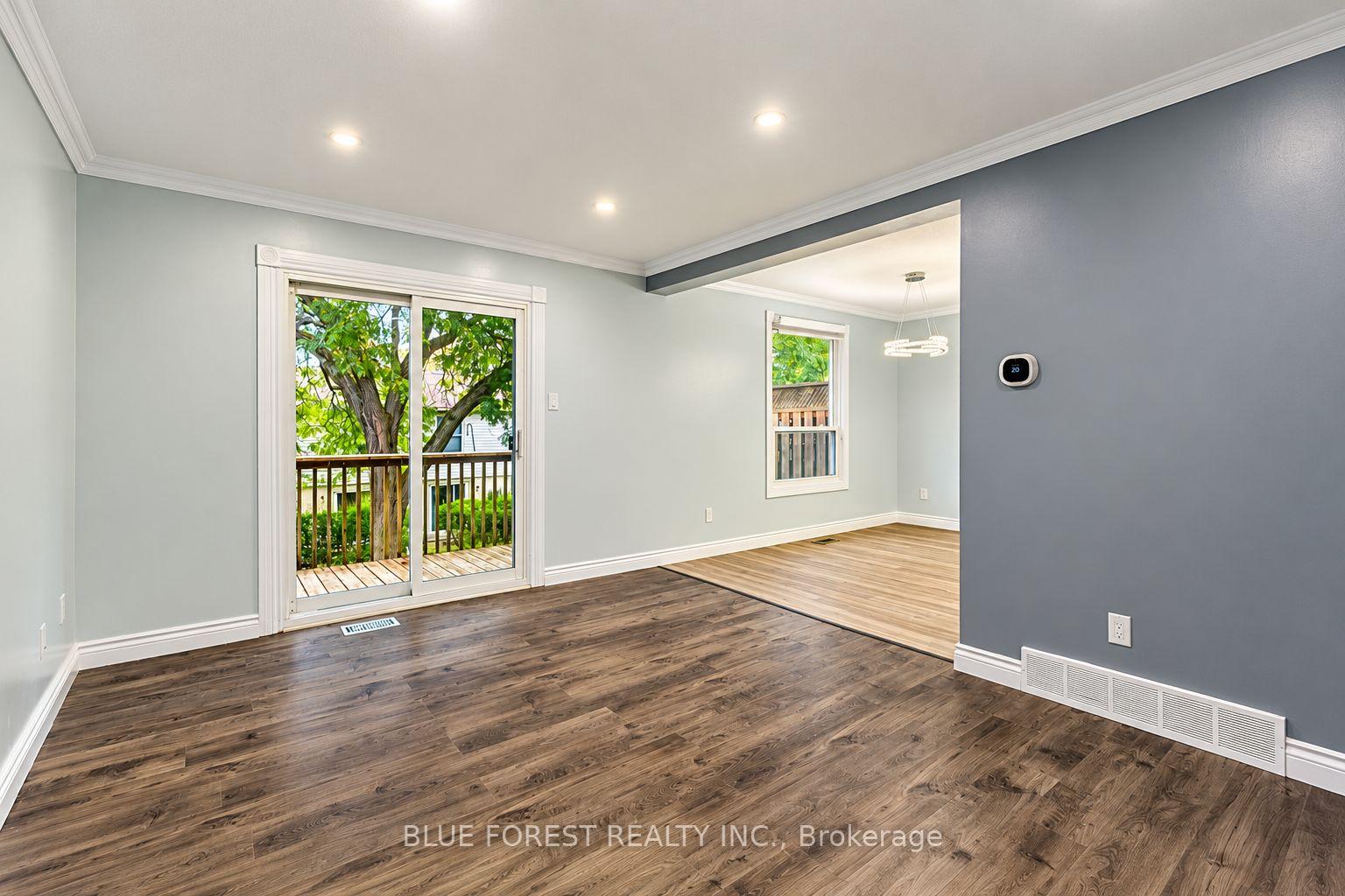 Photo 6 of Unit 8, 12 Mcmaster Crescent, London, South M — HOMEH