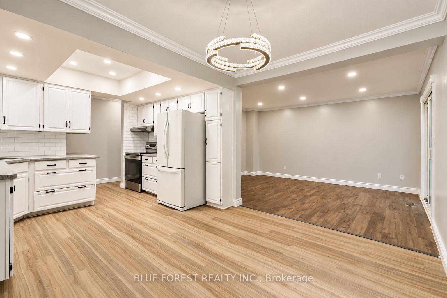 Photo 9 of Unit 8, 12 Mcmaster Crescent, London, South M — HOMEH