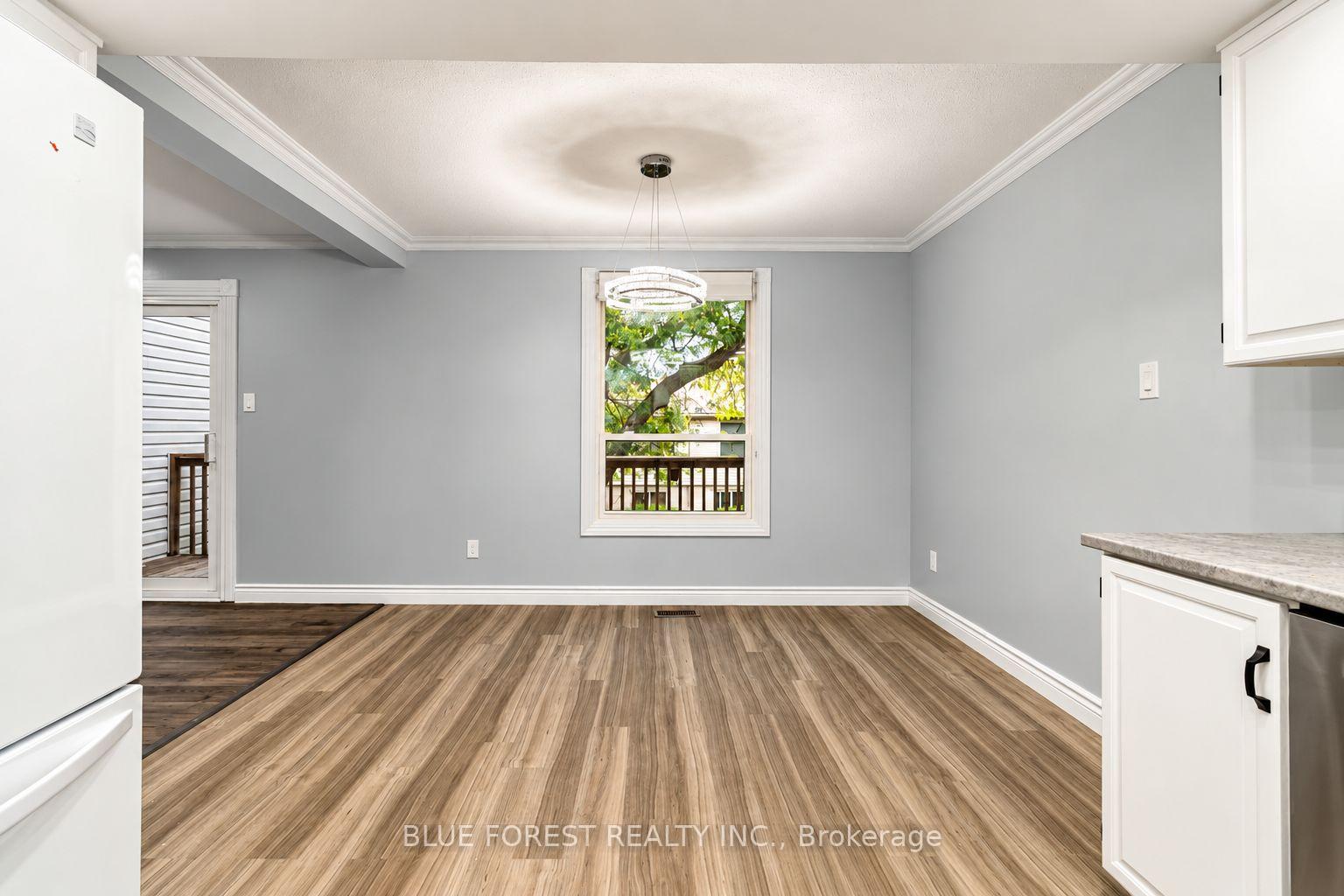 Photo 12 of Unit 8, 12 Mcmaster Crescent, London, South M — HOMEH