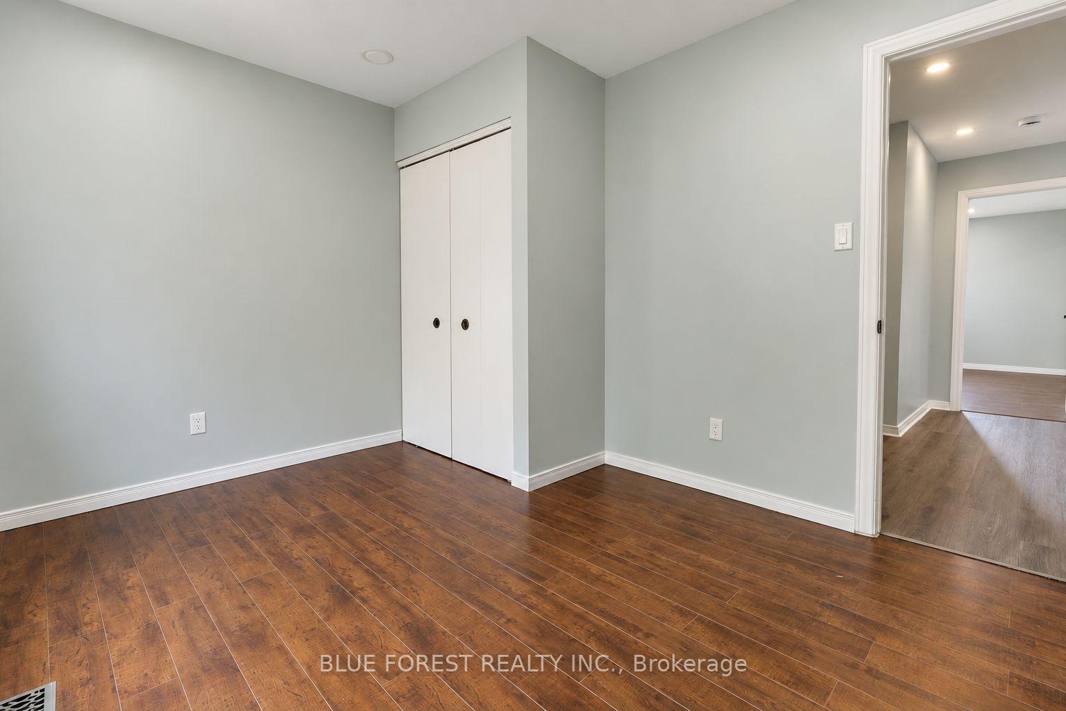 Photo 22 of Unit 8, 12 Mcmaster Crescent, London, South M — HOMEH
