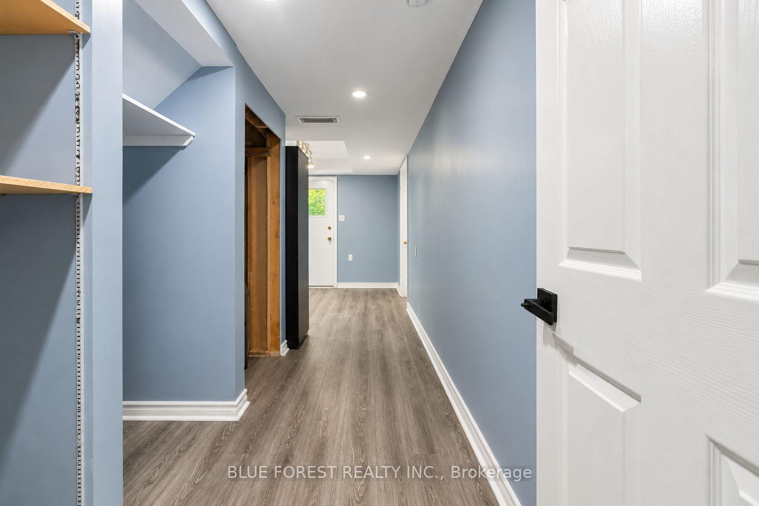Photo 28 of Unit 8, 12 Mcmaster Crescent, London, South M — HOMEH