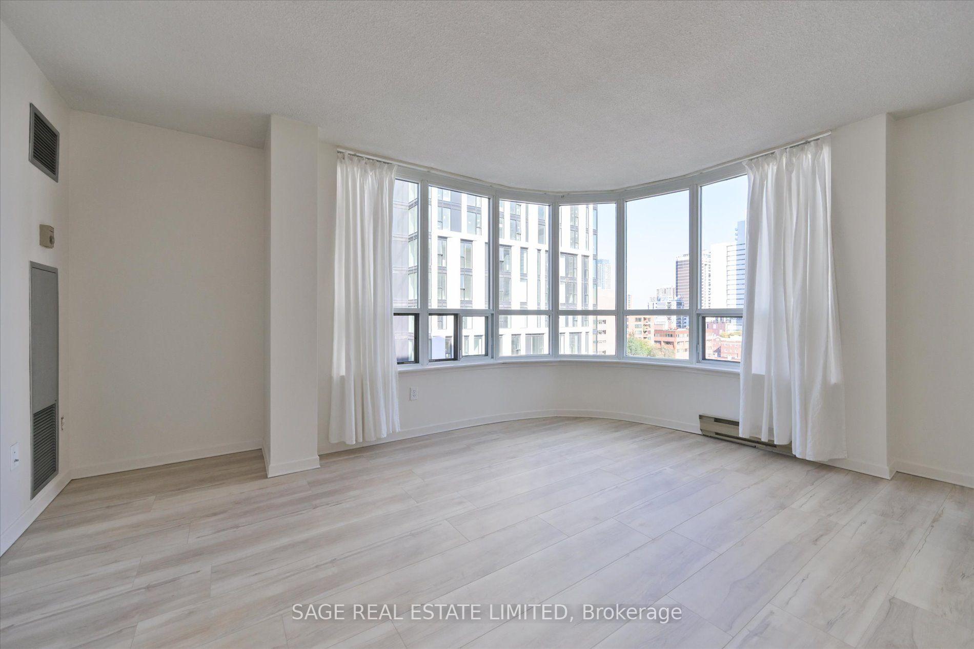 Photo 8 of Unit 1004, 25 Maitland Street, Toronto, Church-Yonge Corridor — HOMEH