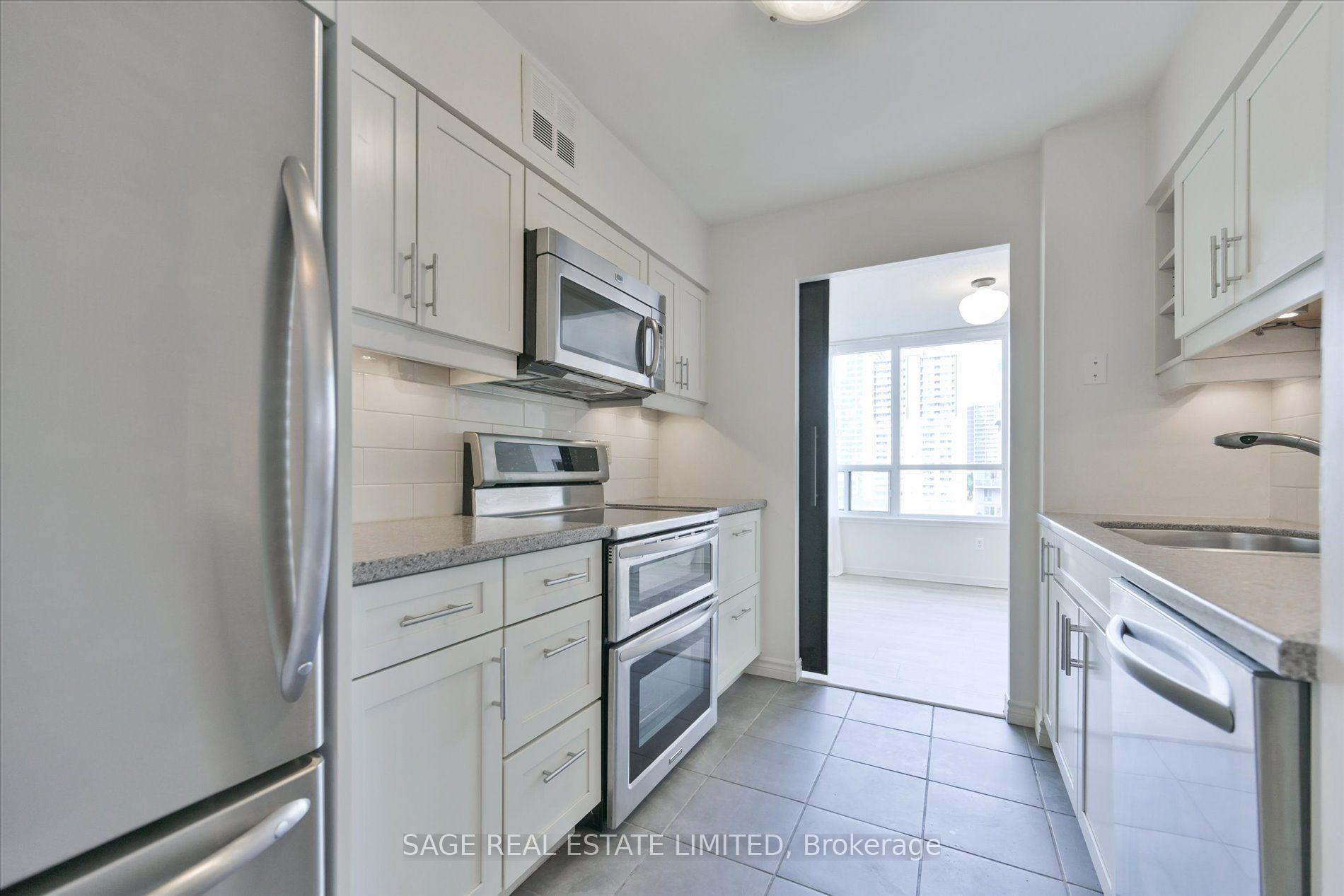 Photo 13 of Unit 1004, 25 Maitland Street, Toronto, Church-Yonge Corridor — HOMEH