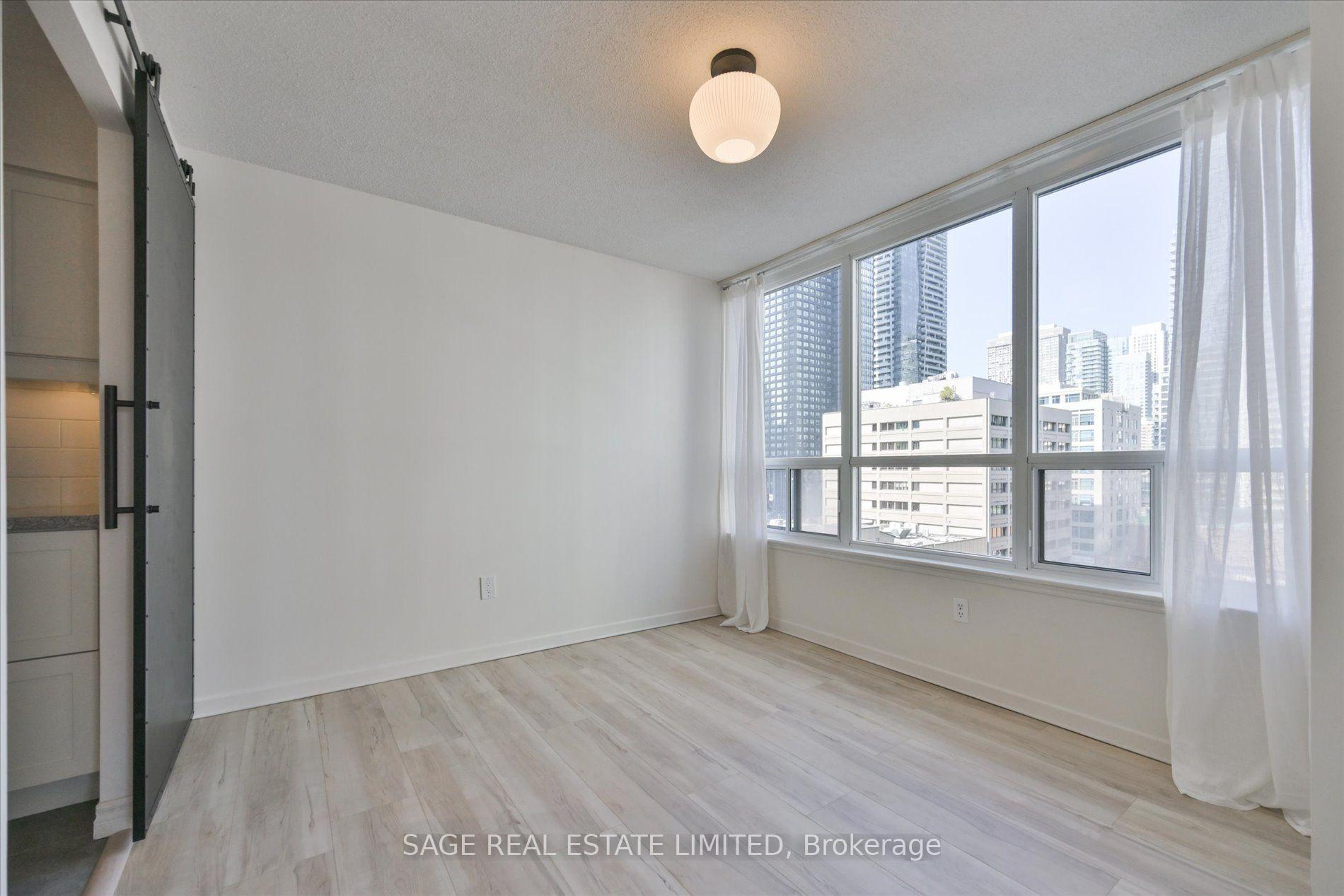 Photo 22 of Unit 1004, 25 Maitland Street, Toronto, Church-Yonge Corridor — HOMEH