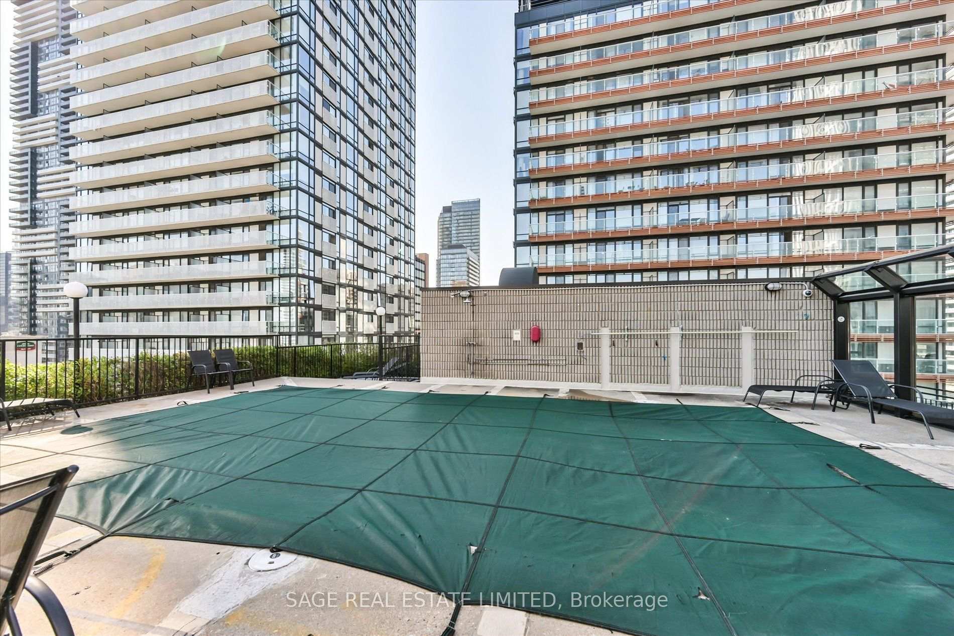 Photo 25 of Unit 1004, 25 Maitland Street, Toronto, Church-Yonge Corridor — HOMEH
