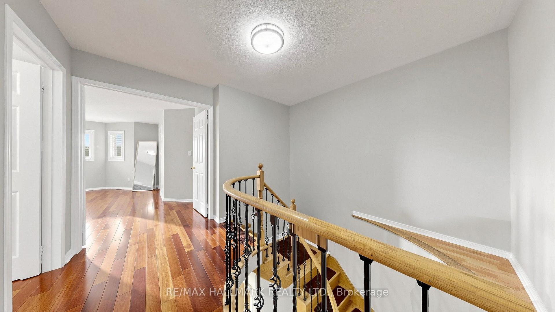 Photo 17 of 336 St Joan of Arc Avenue, Vaughan, Maple — HOMEH