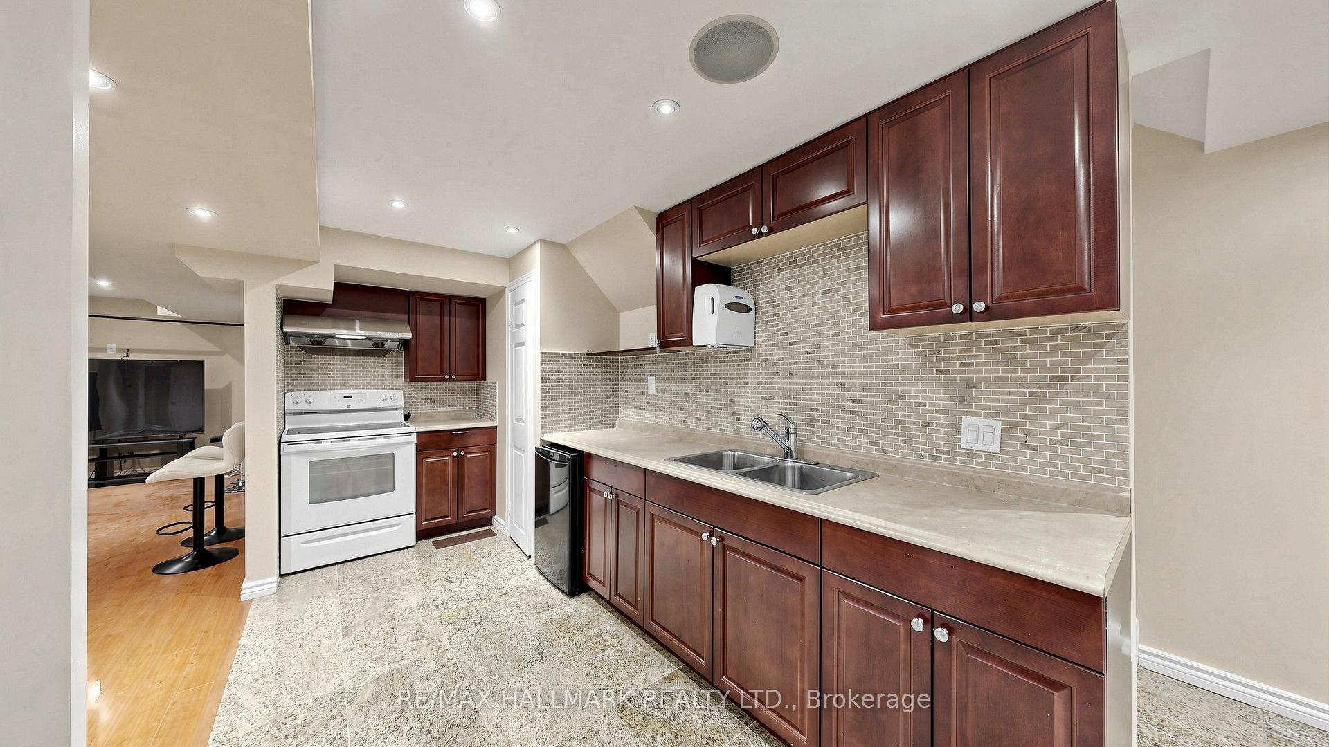 Photo 30 of 336 St Joan of Arc Avenue, Vaughan, Maple — HOMEH