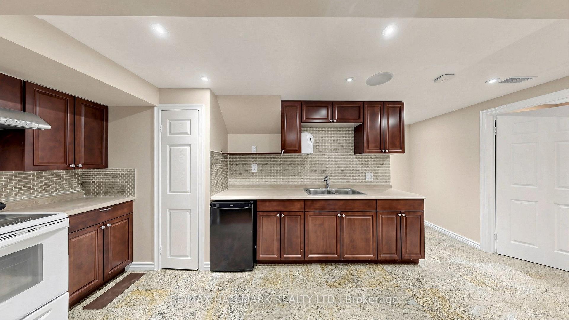Photo 31 of 336 St Joan of Arc Avenue, Vaughan, Maple — HOMEH
