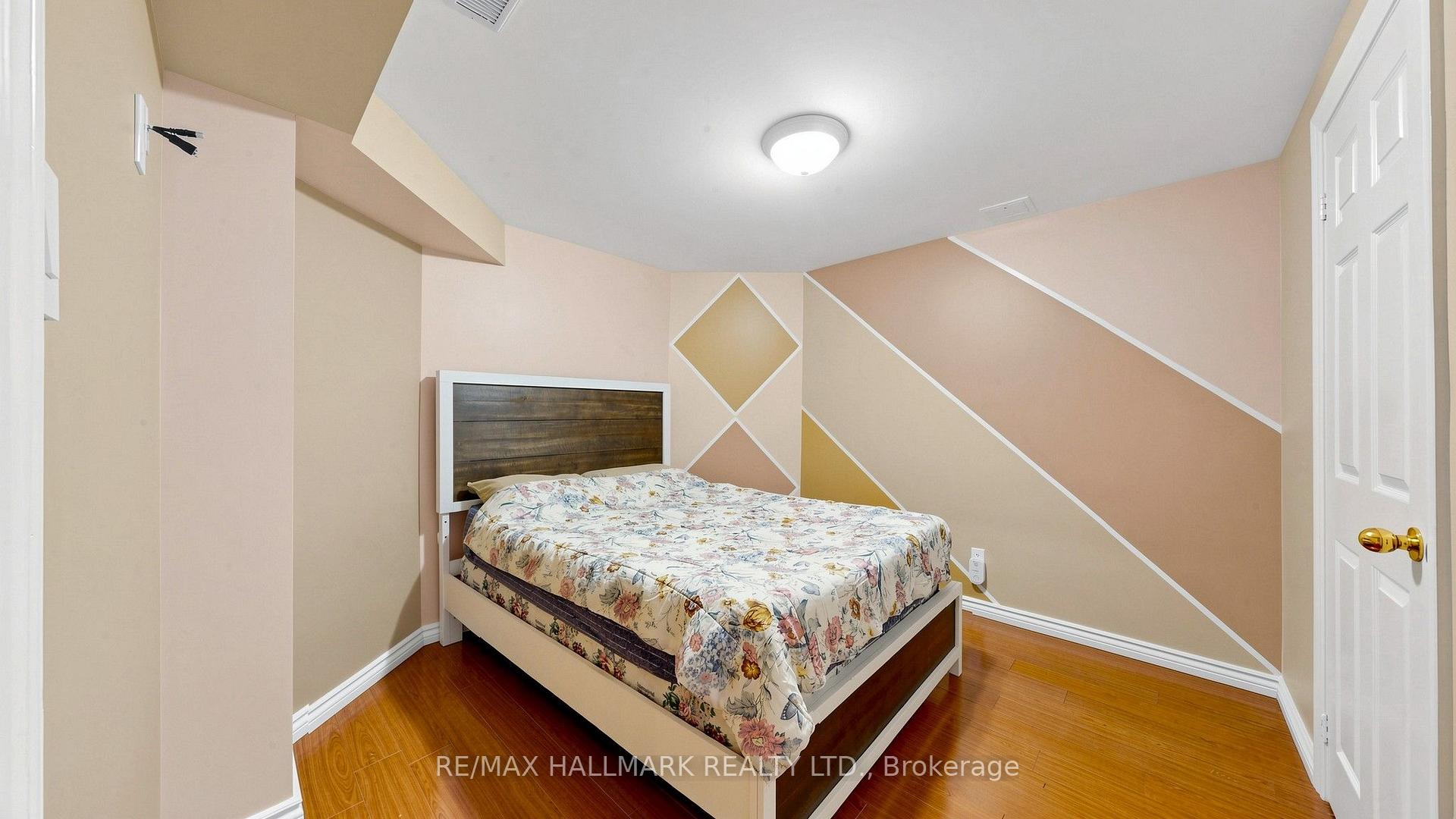 Photo 33 of 336 St Joan of Arc Avenue, Vaughan, Maple — HOMEH
