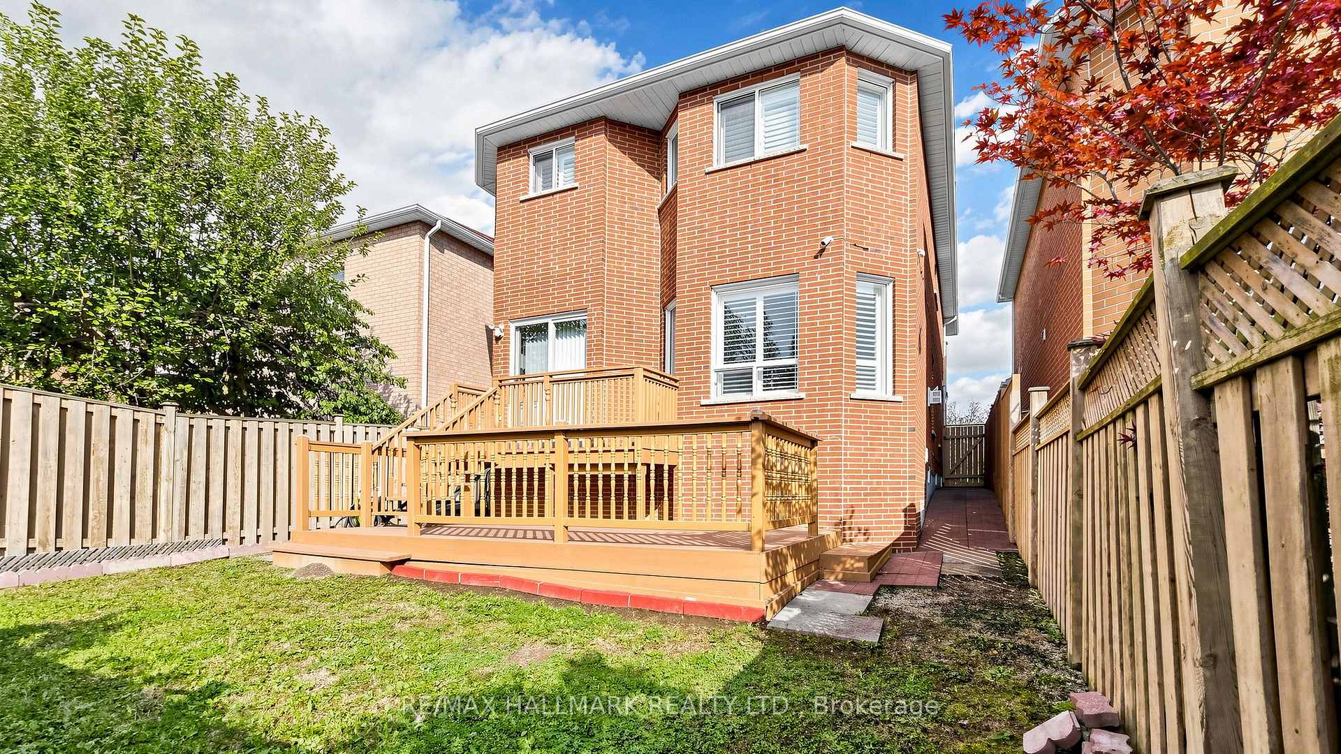 Photo 37 of 336 St Joan of Arc Avenue, Vaughan, Maple — HOMEH