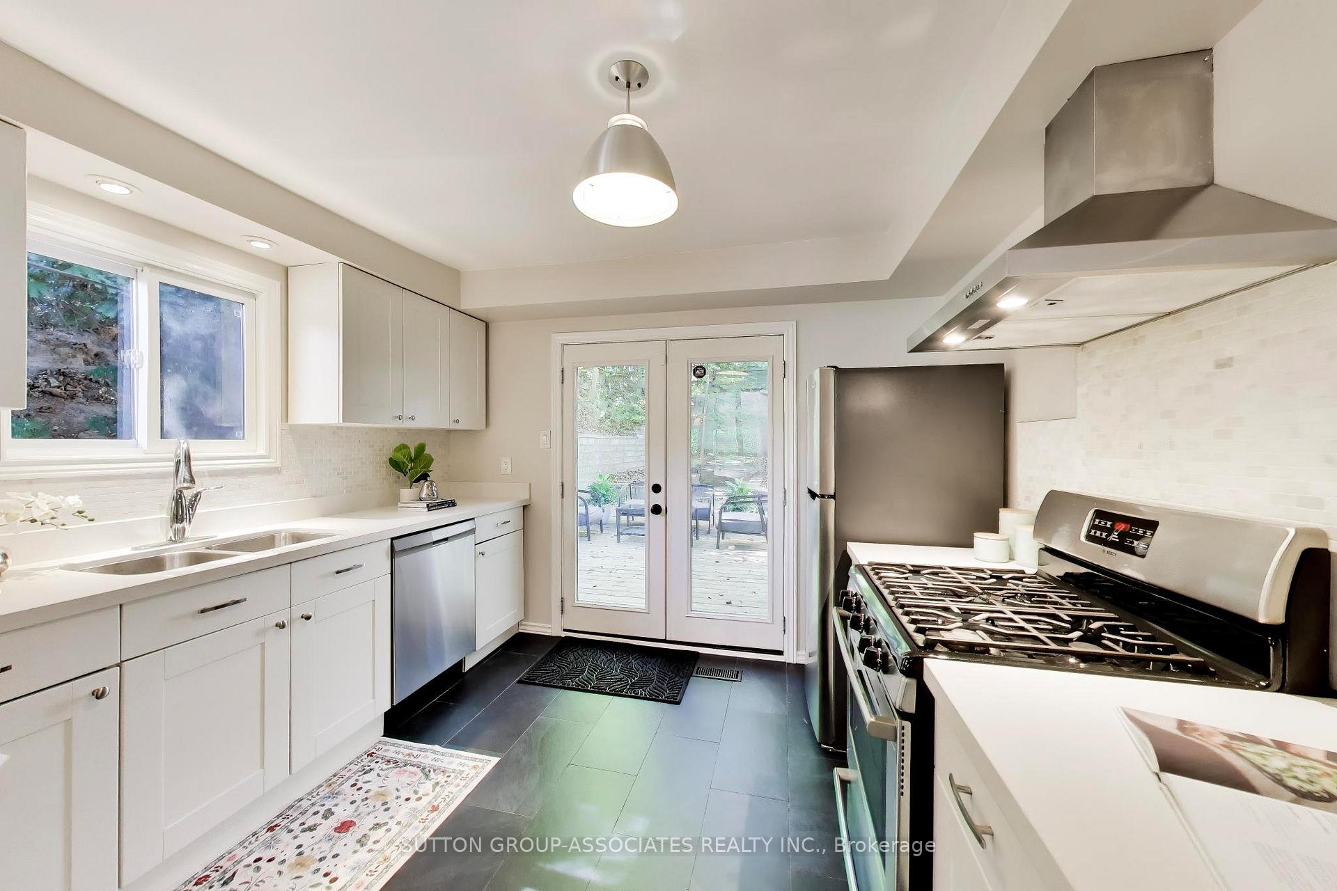 Photo 6 of 4 Bellhaven Road, Toronto, Woodbine Corridor — HOMEH
