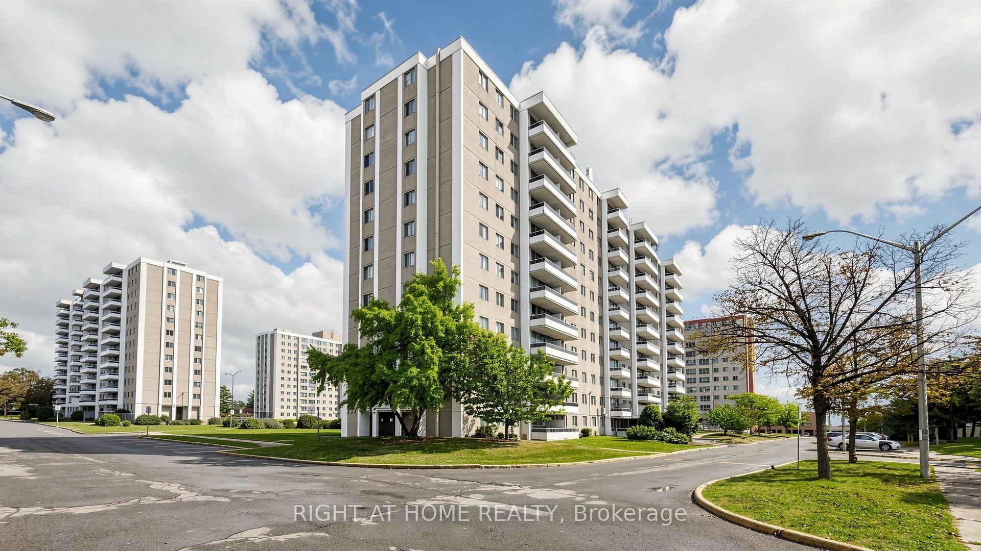 Photo 2 of Unit 904, 100 Lotherton Pathway, North York, Yorkdale-Glen Park — HOMEH