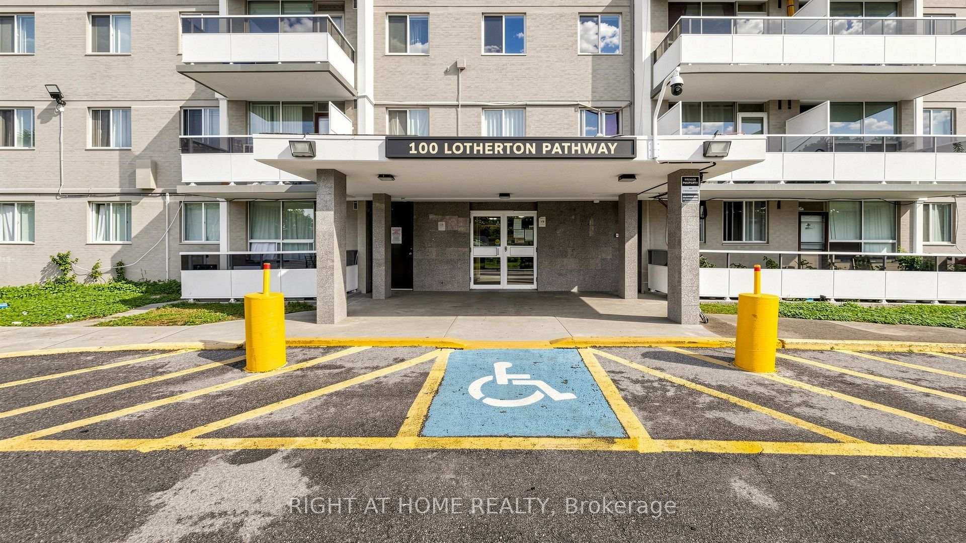 Photo 6 of Unit 904, 100 Lotherton Pathway, North York, Yorkdale-Glen Park — HOMEH