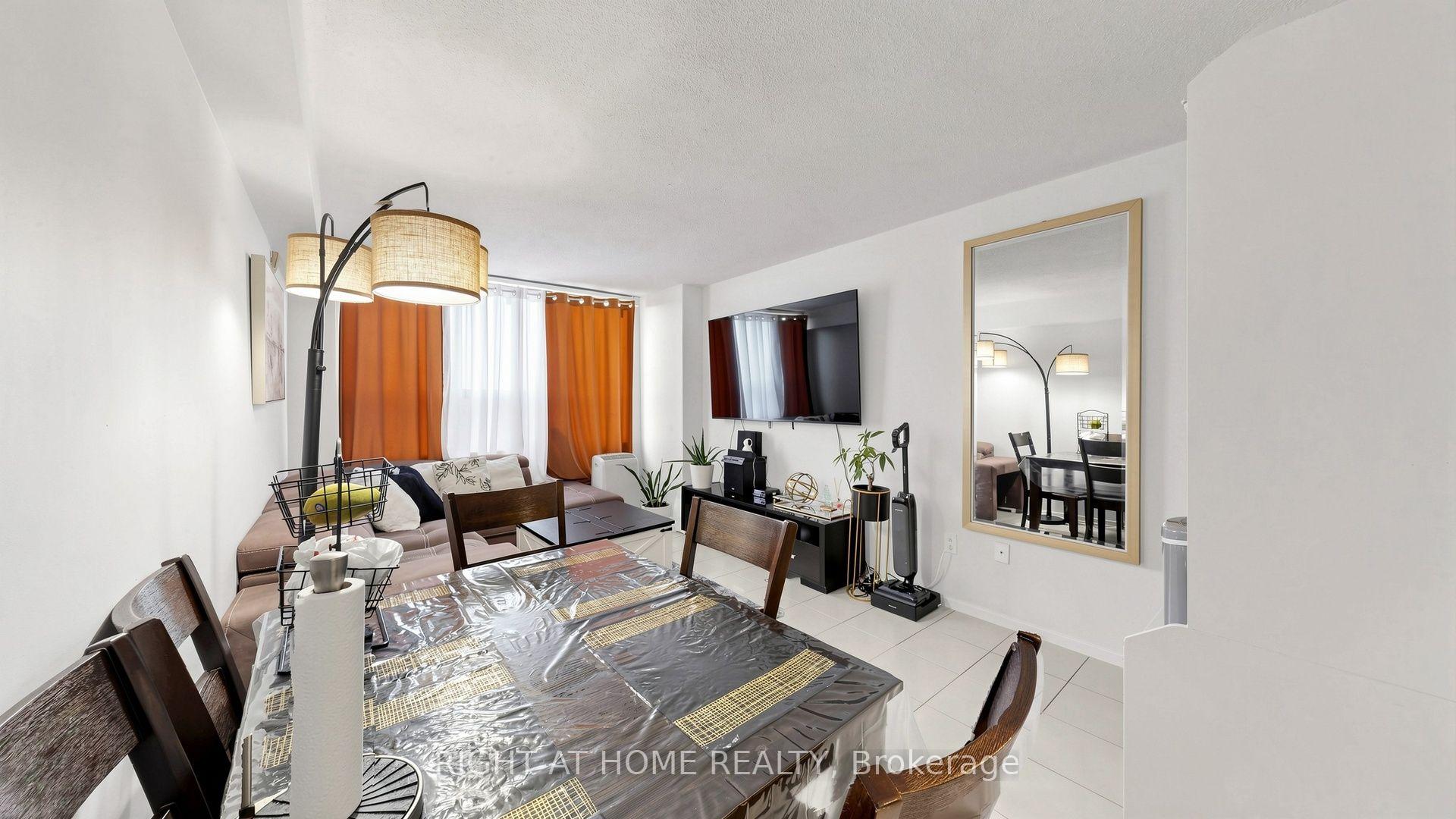 Photo 16 of Unit 904, 100 Lotherton Pathway, North York, Yorkdale-Glen Park — HOMEH