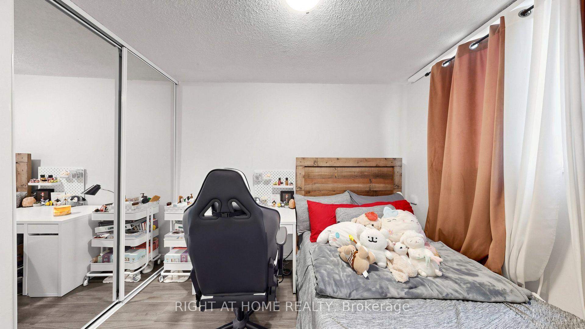 Photo 26 of Unit 904, 100 Lotherton Pathway, North York, Yorkdale-Glen Park — HOMEH