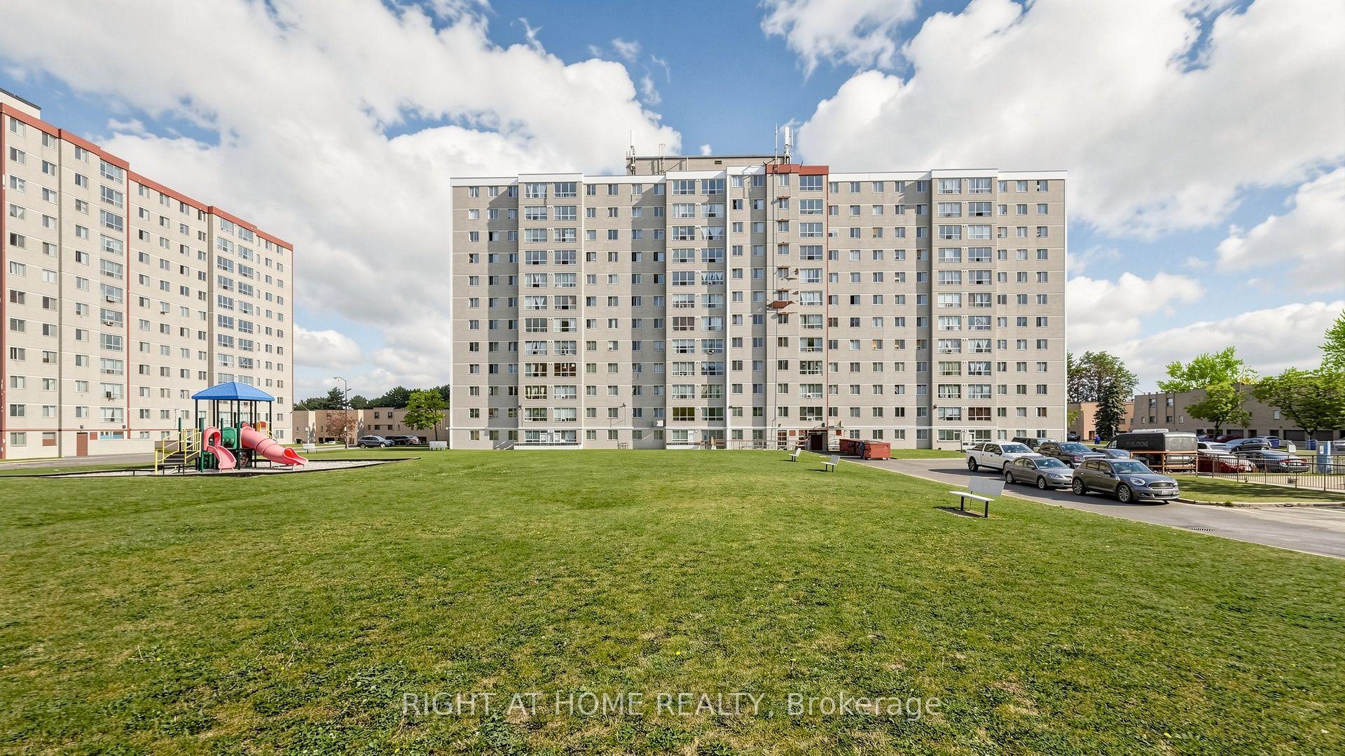 Photo 33 of Unit 904, 100 Lotherton Pathway, North York, Yorkdale-Glen Park — HOMEH