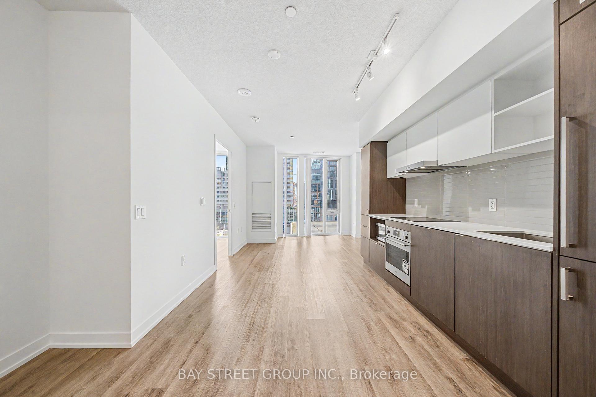 Photo 4 of Unit 806, 138 Downes Street, Toronto, Waterfront Communities — HOMEH