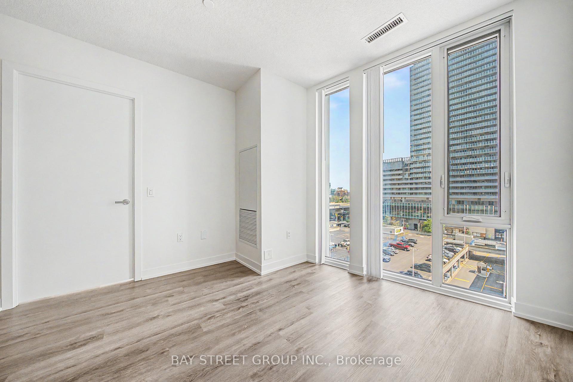 Photo 10 of Unit 806, 138 Downes Street, Toronto, Waterfront Communities — HOMEH