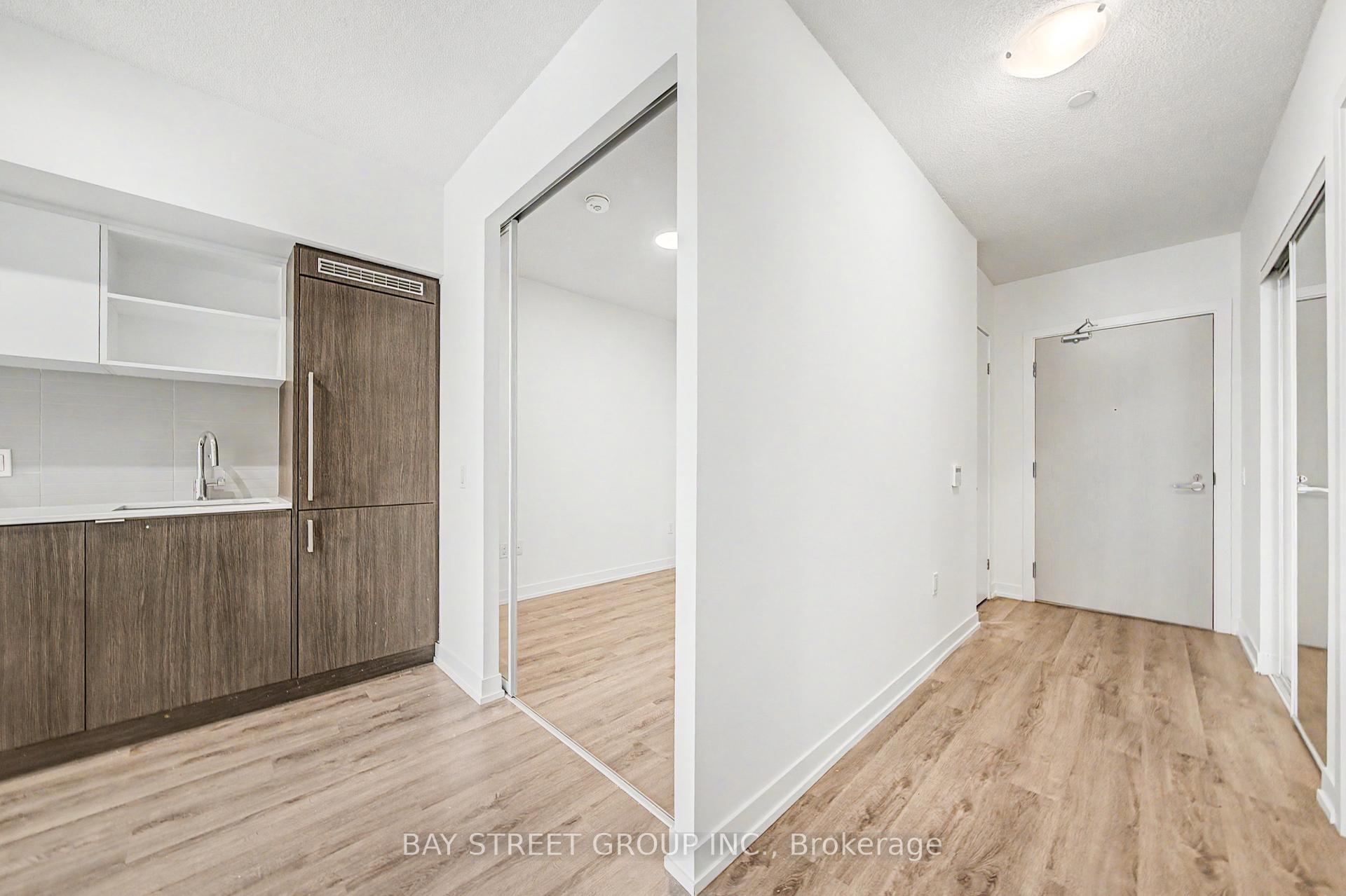 Photo 11 of Unit 806, 138 Downes Street, Toronto, Waterfront Communities — HOMEH