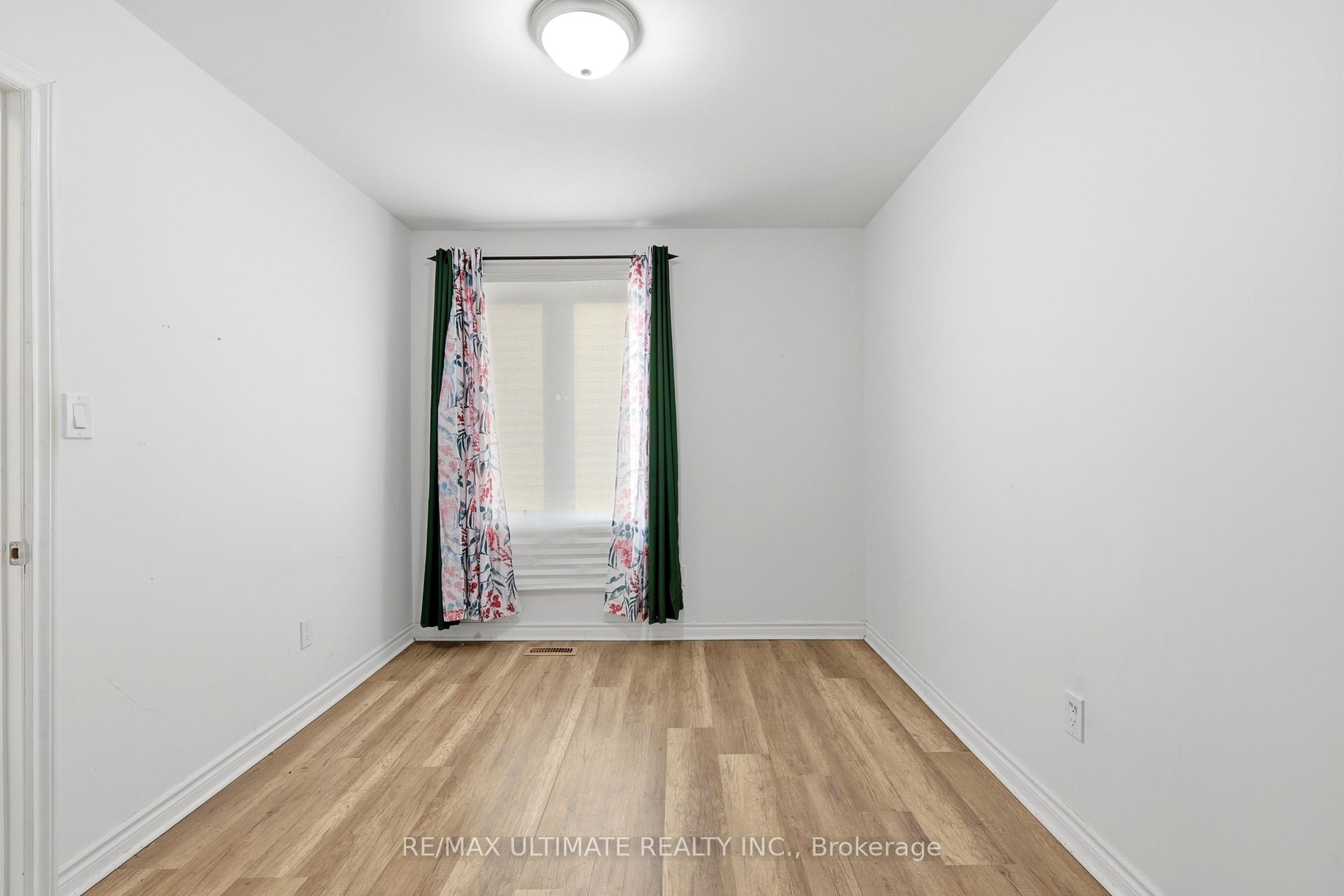 Photo 21 of 183 Ritson Road S, Oshawa, Central — HOMEH