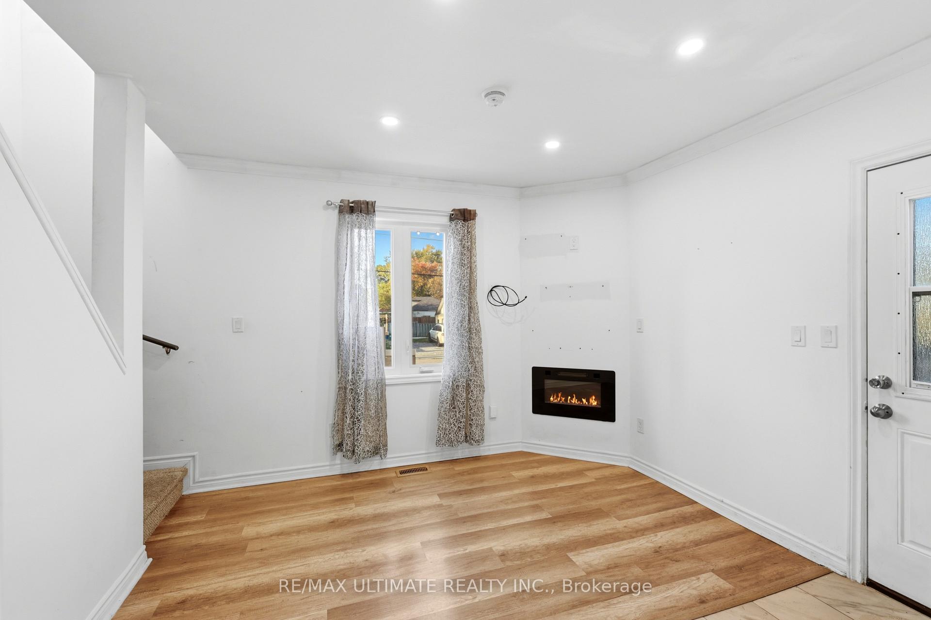 Photo 23 of 183 Ritson Road S, Oshawa, Central — HOMEH