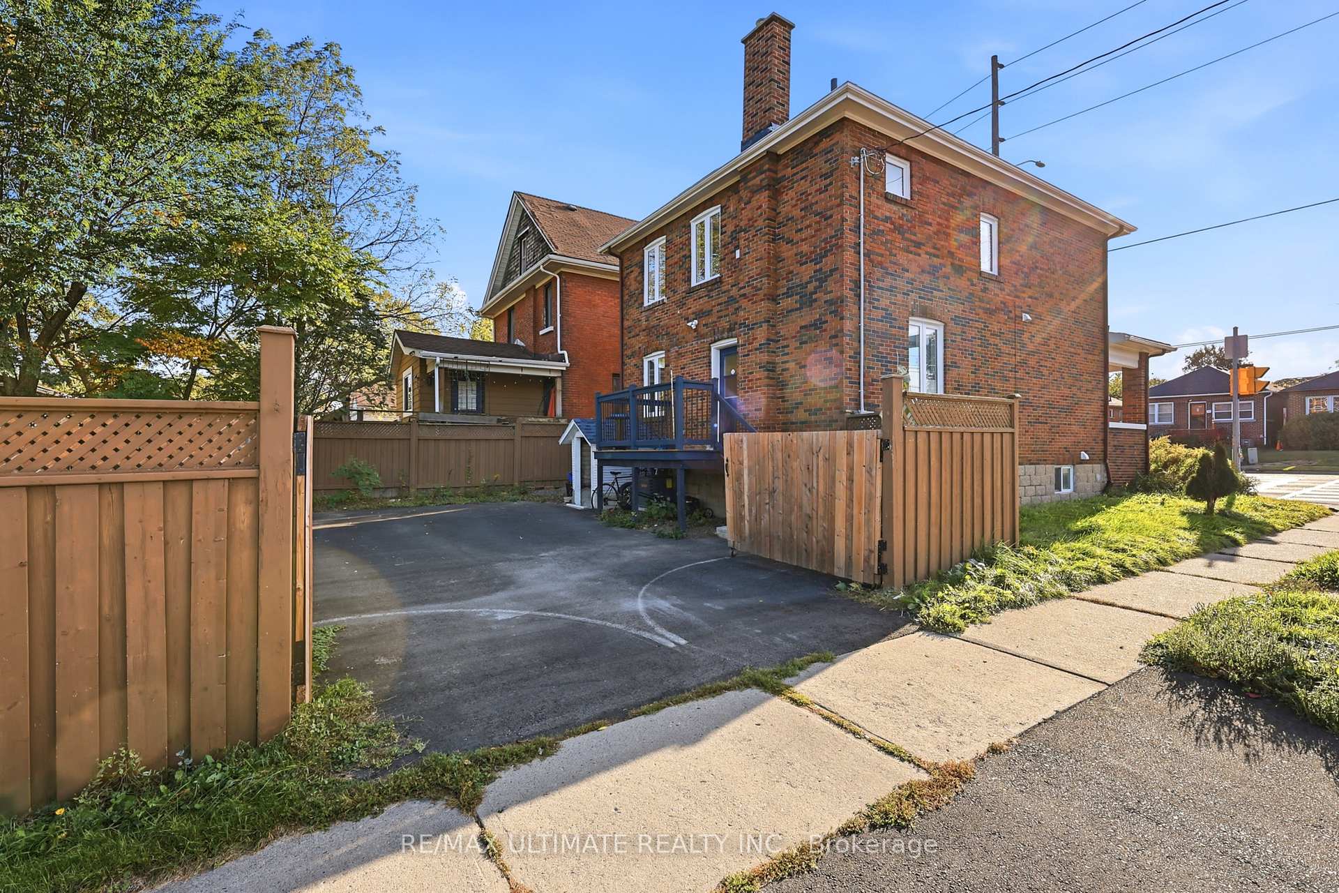 Photo 37 of 183 Ritson Road S, Oshawa, Central — HOMEH